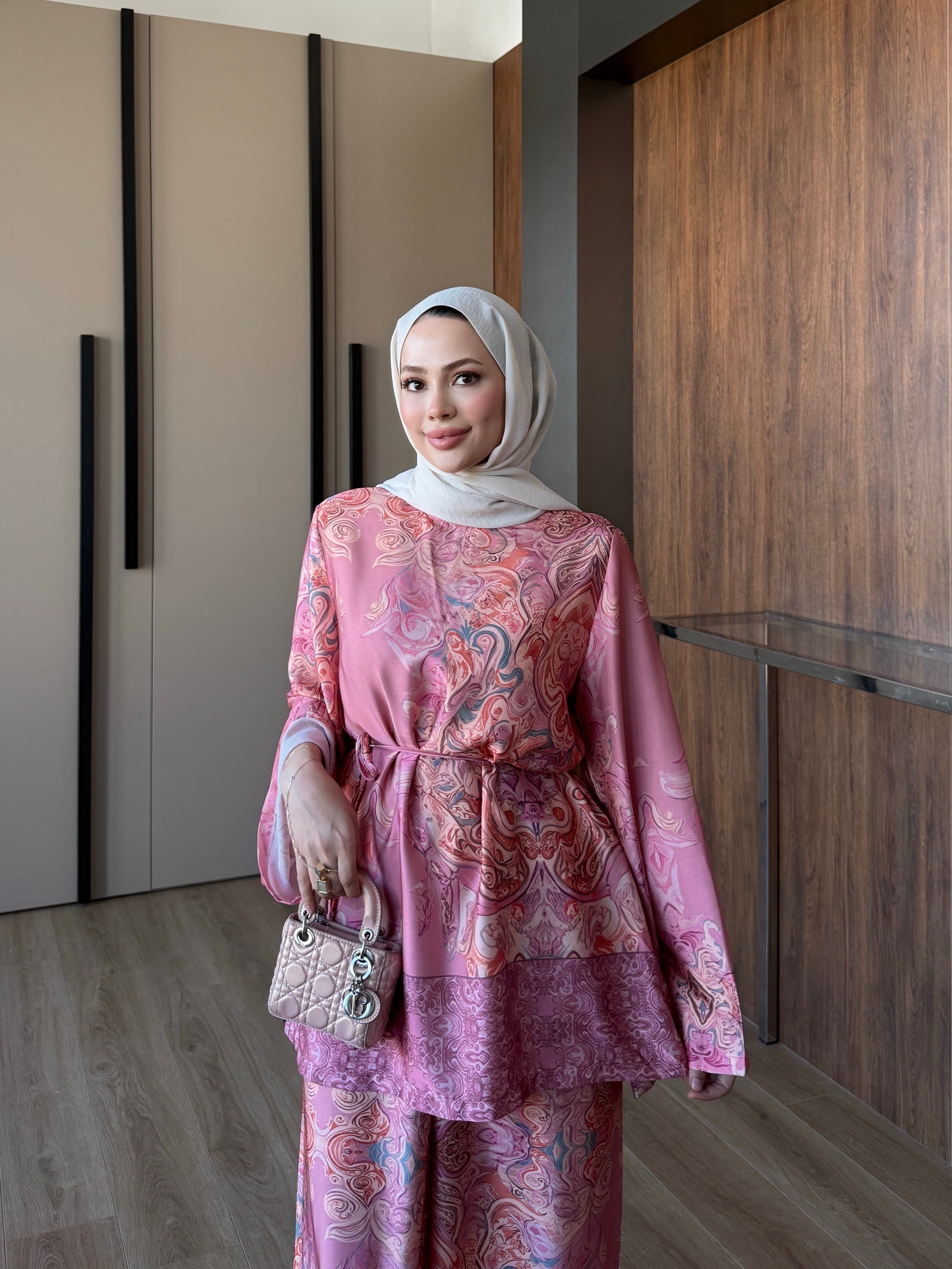 Kuşaklı Desen Baskılı Takım Pembe
