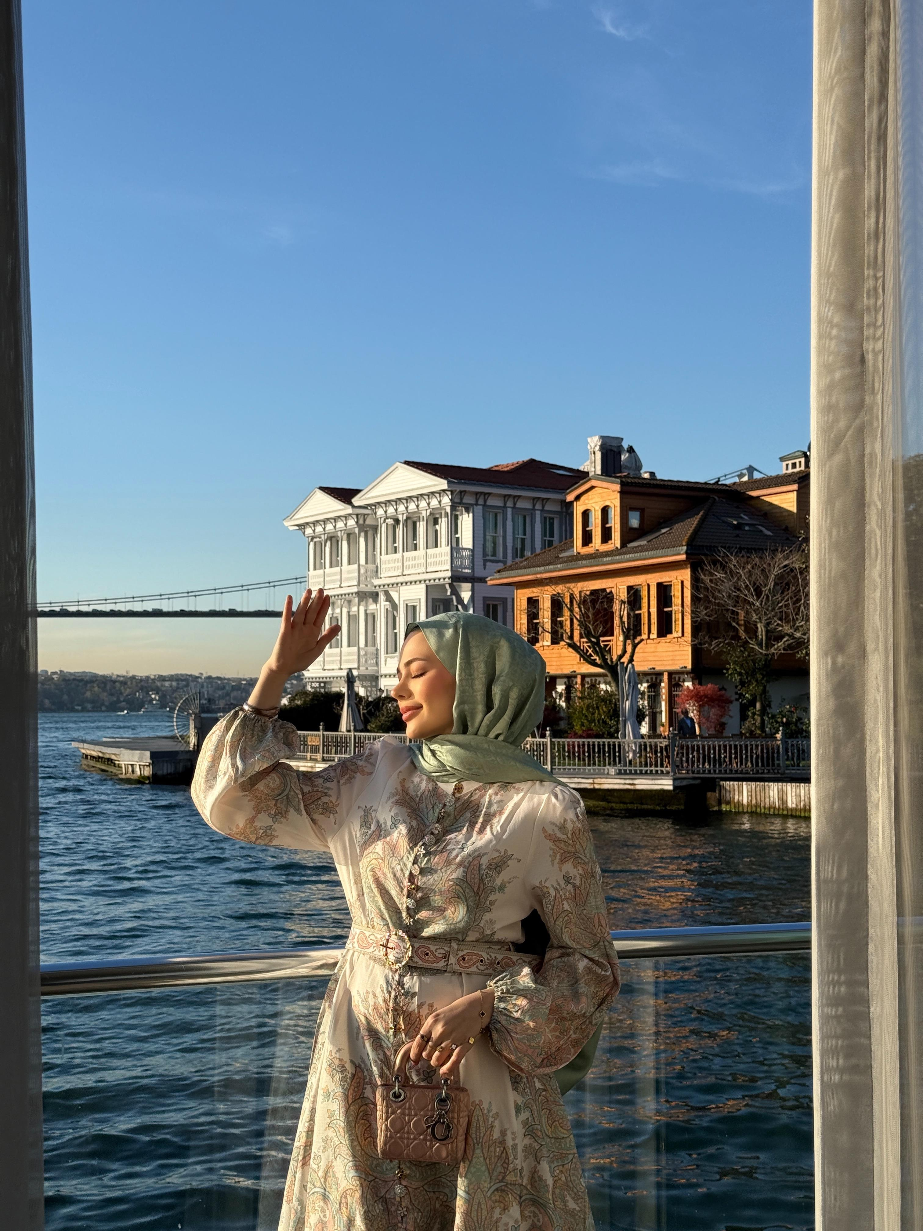 Özel Tasarım Elbise Desenli 