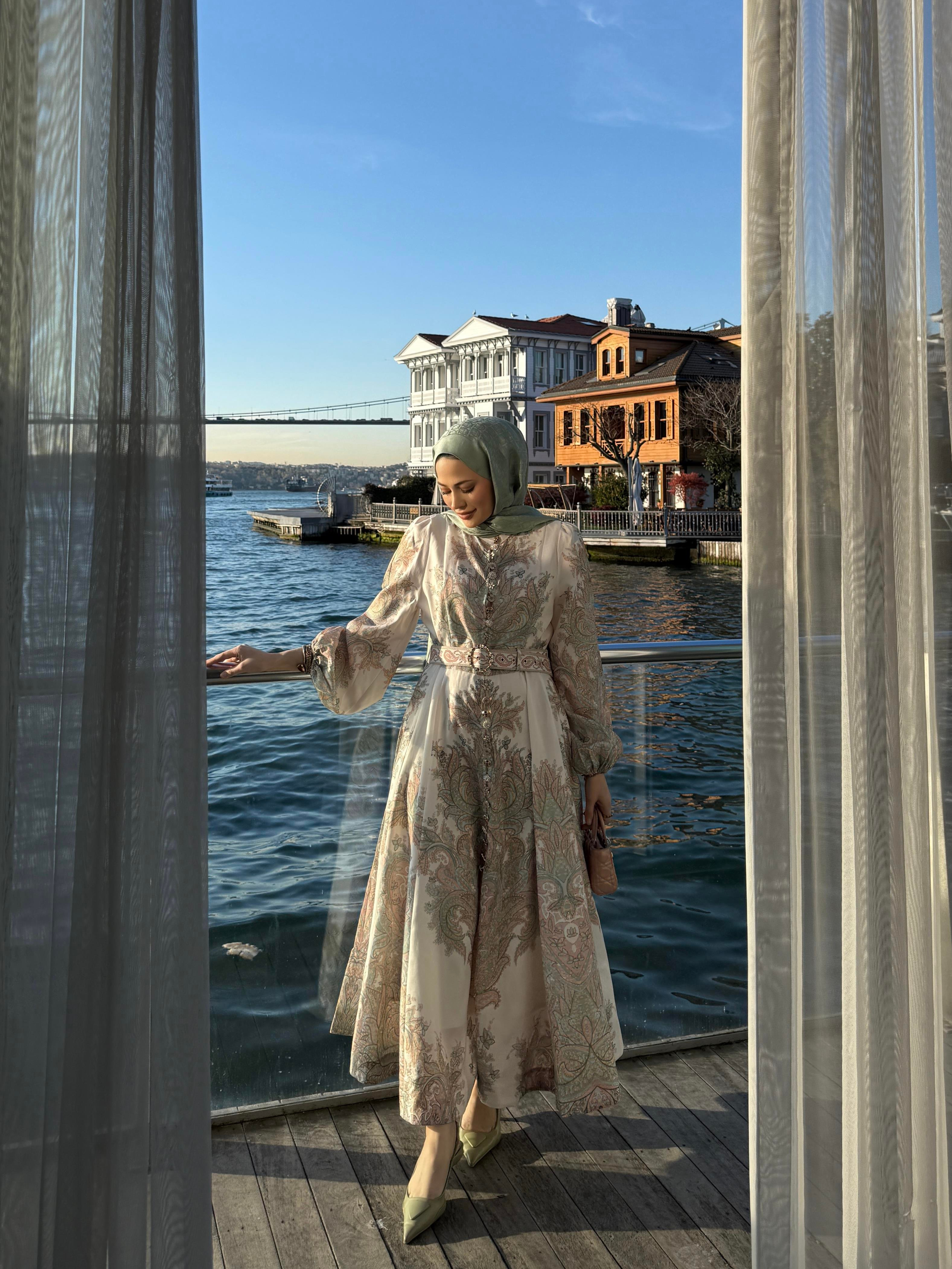 Özel Tasarım Elbise Desenli 