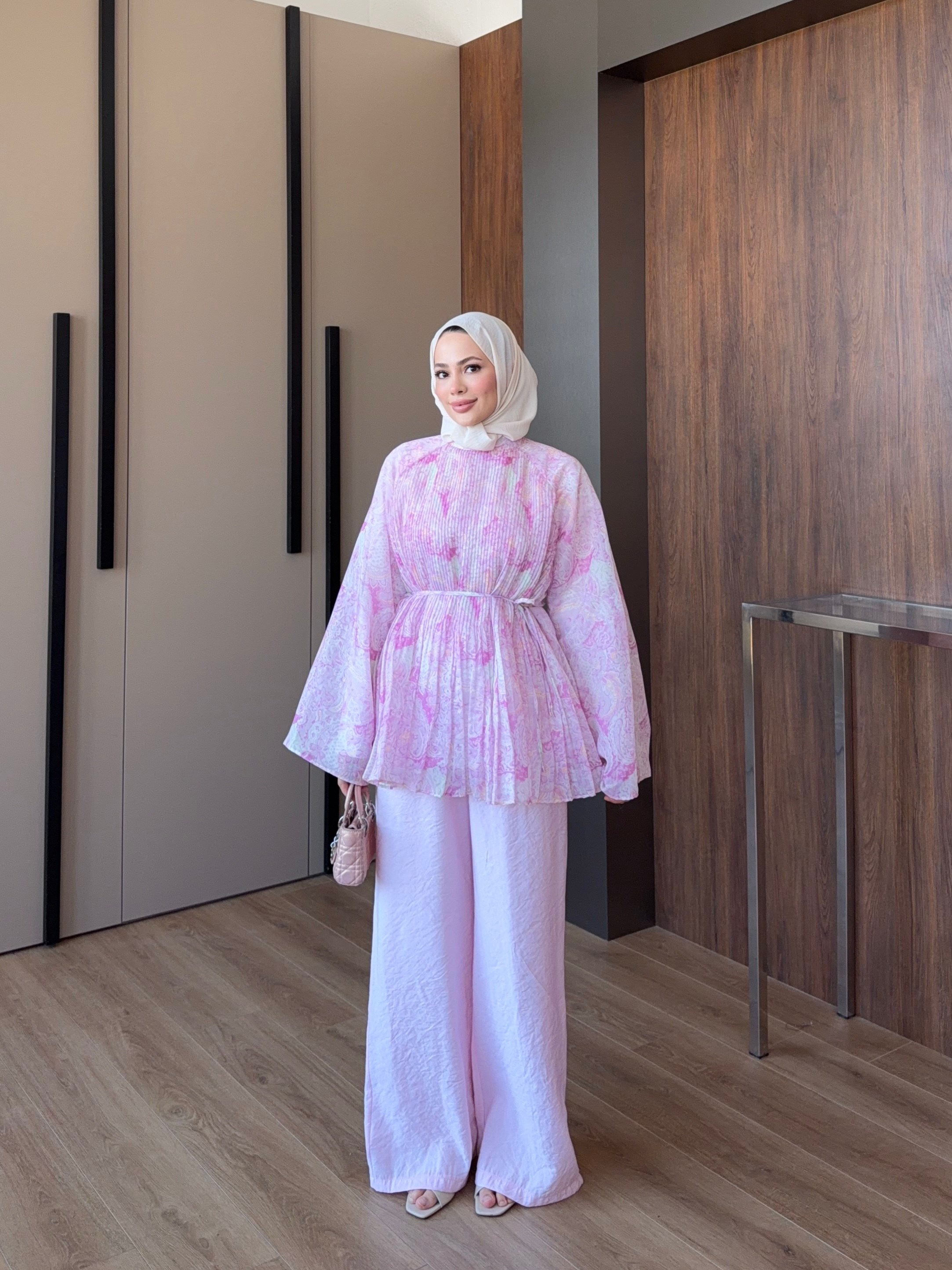 Piliseli Kuşaklı Pantolon Takım Pembe