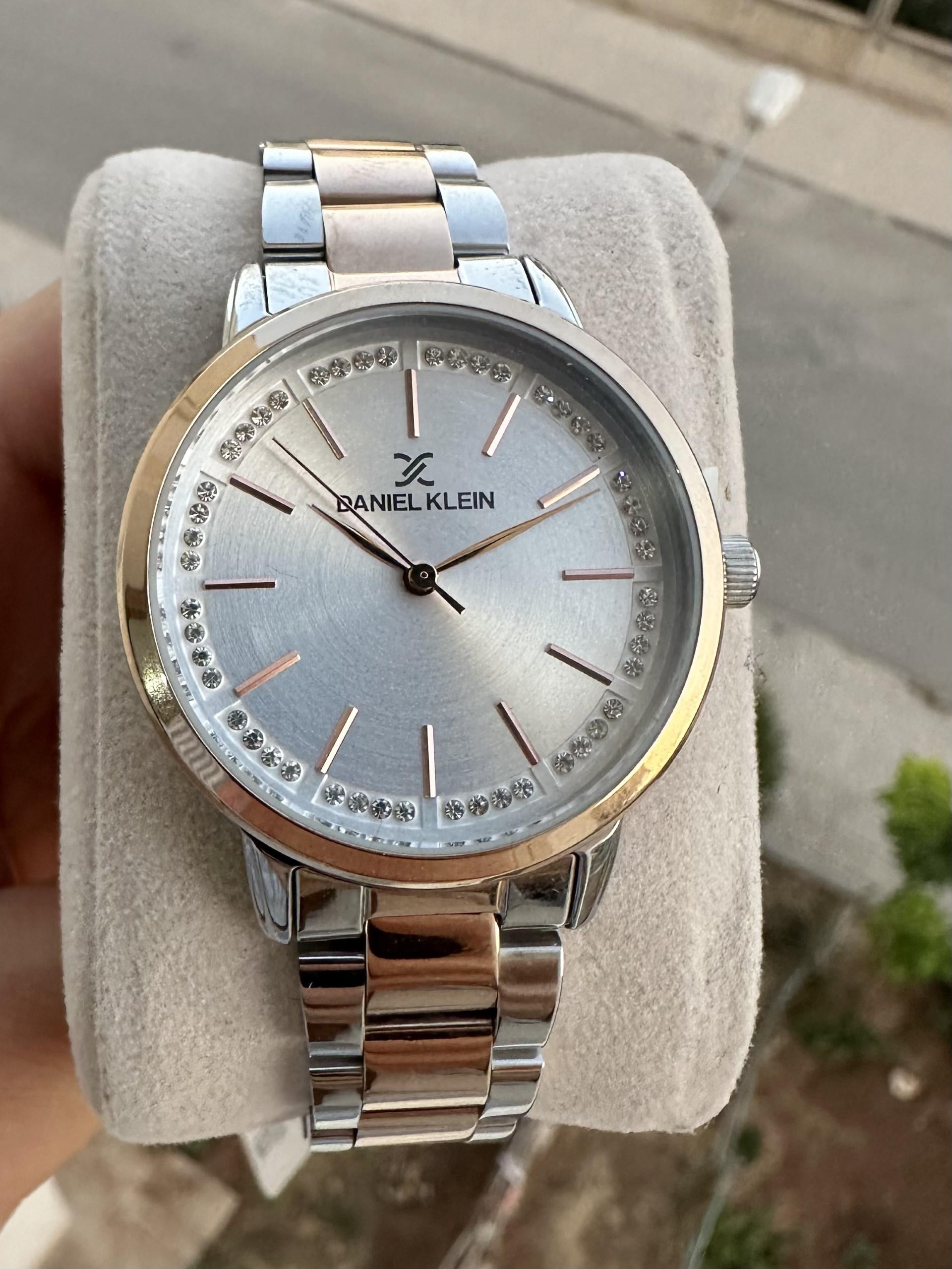 Daniel Klein Yeni Model Kadın Gümüş-Rose Renk Klasik İçi Taşlı Kol Saati + Hediyeli Bileklik