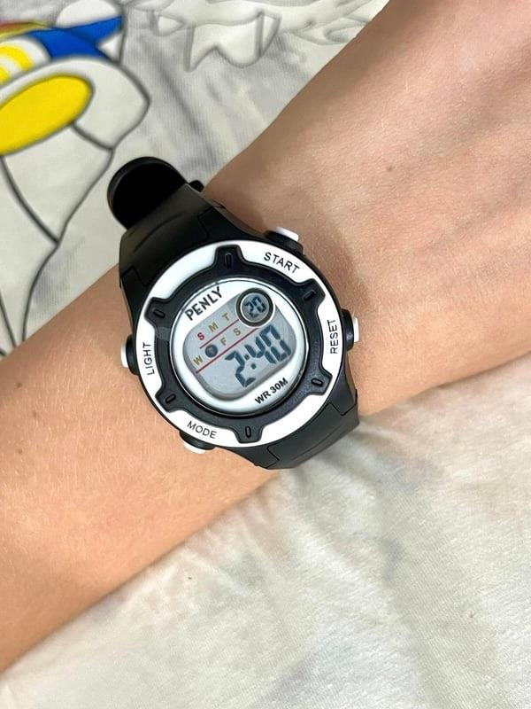 Penly Su Geçirmez Dijital Çocuk Kol Saati 8203 Model Siyah +4 Renk Kronometre-Alarmlı 5ATM 