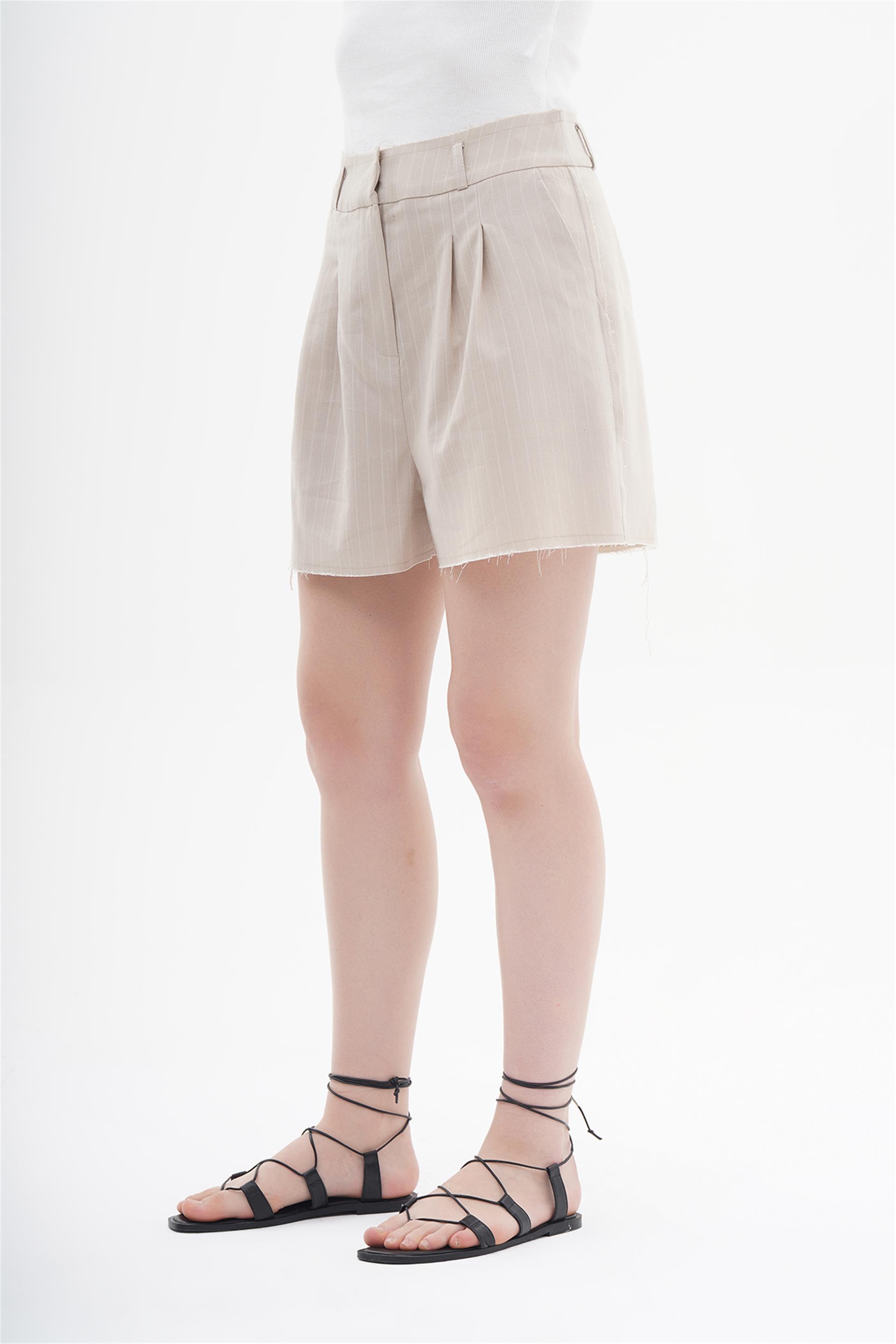 010624 CUT EDGE LOOSE FIT PANTS SHORTS WITH STRIPES