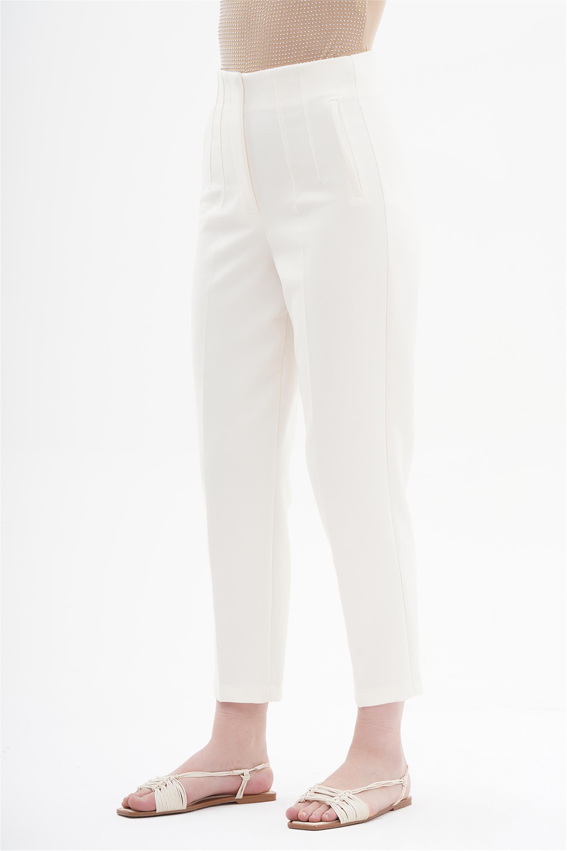 031041 - BG  DART DETAILED WRIST LENGTH PANTS