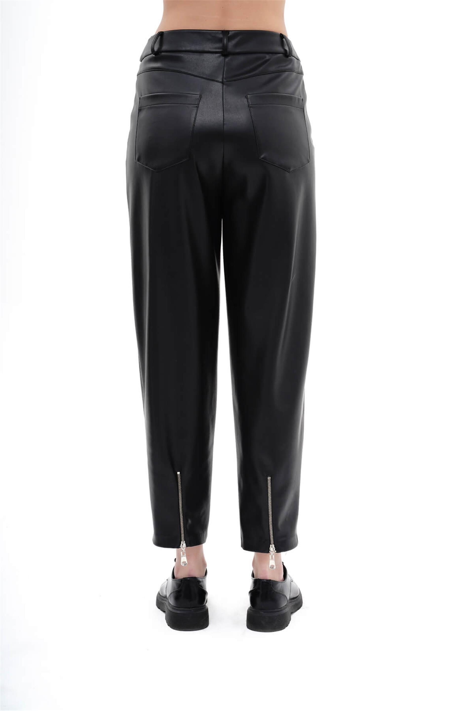031244 CARROT FIT PU LEATHER PANTS WITH PLEATS