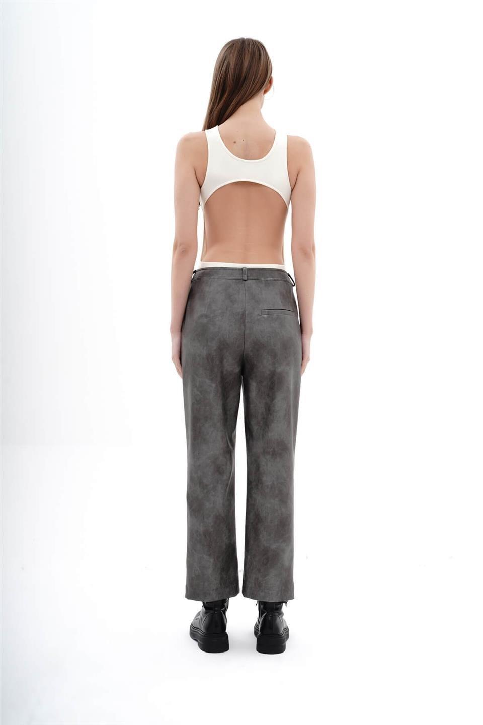 031247 WRIST LENGTH PU-LEATHER PANTS WITH PATCH POCKETS