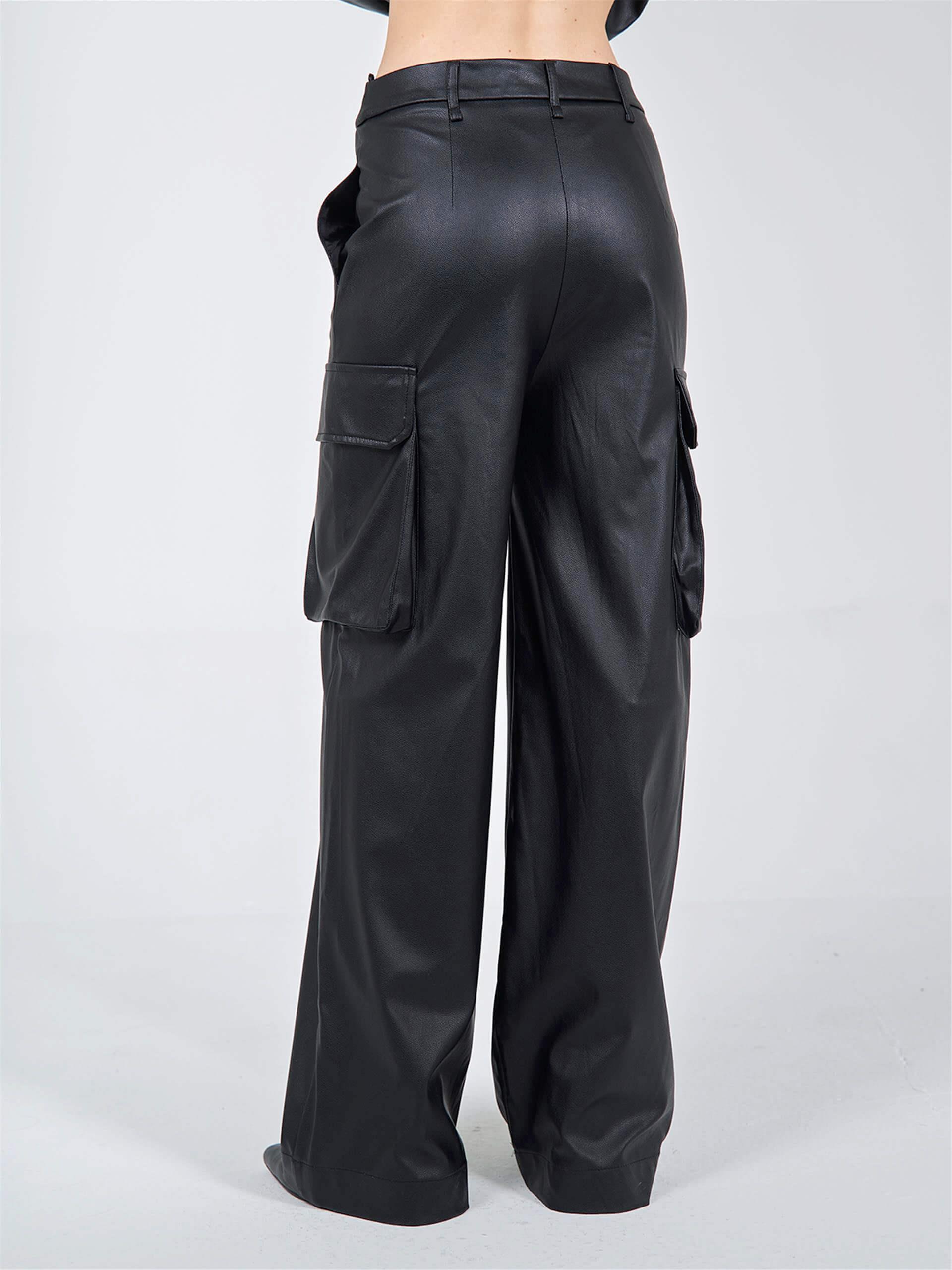 031264 PU - LEATHER CARGO PANTS WITH BIG POCKETS 031250
