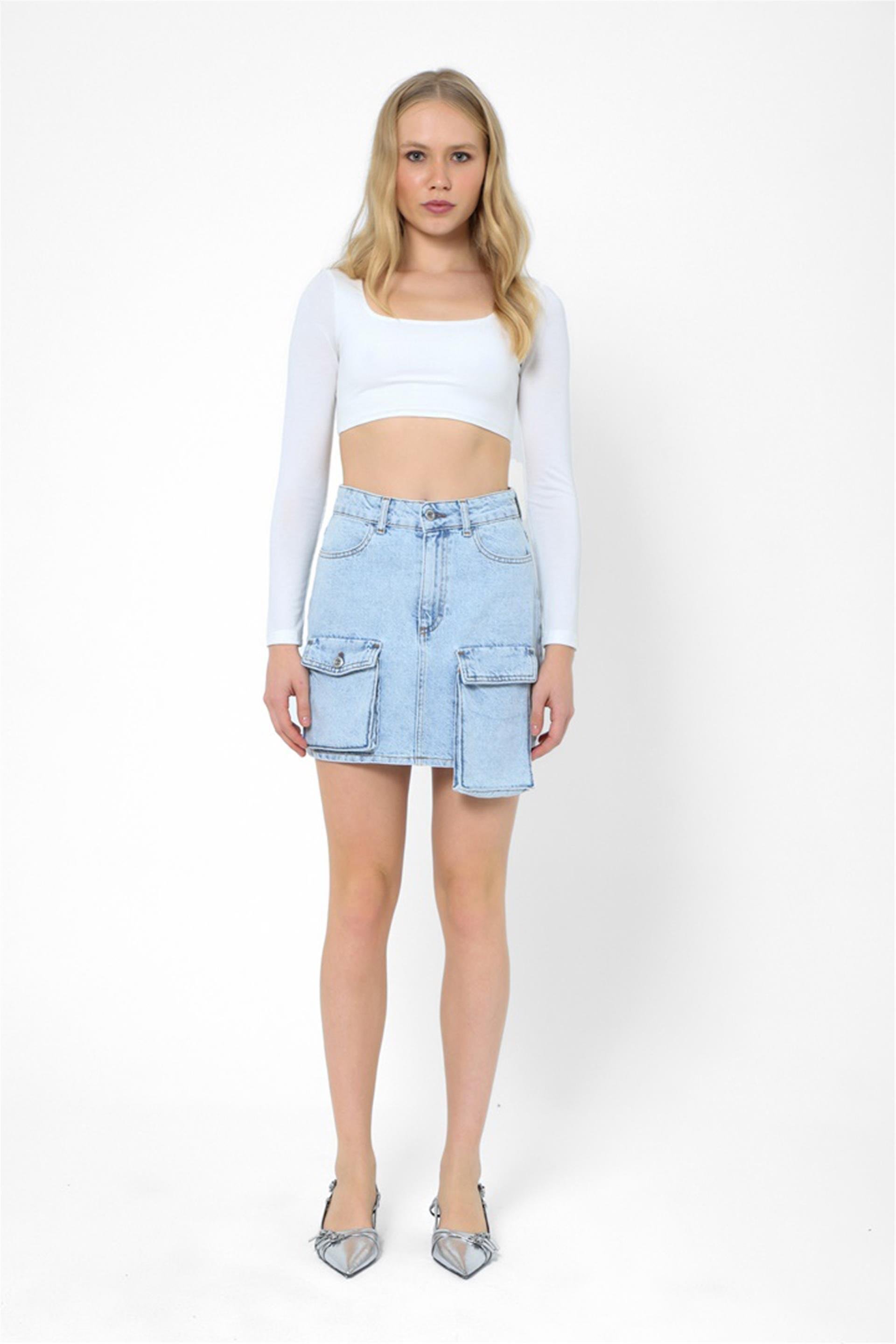 040826 AN-32 MINI DENIM SKIRT WITH BIG AND DROPPED PATCH POCKET