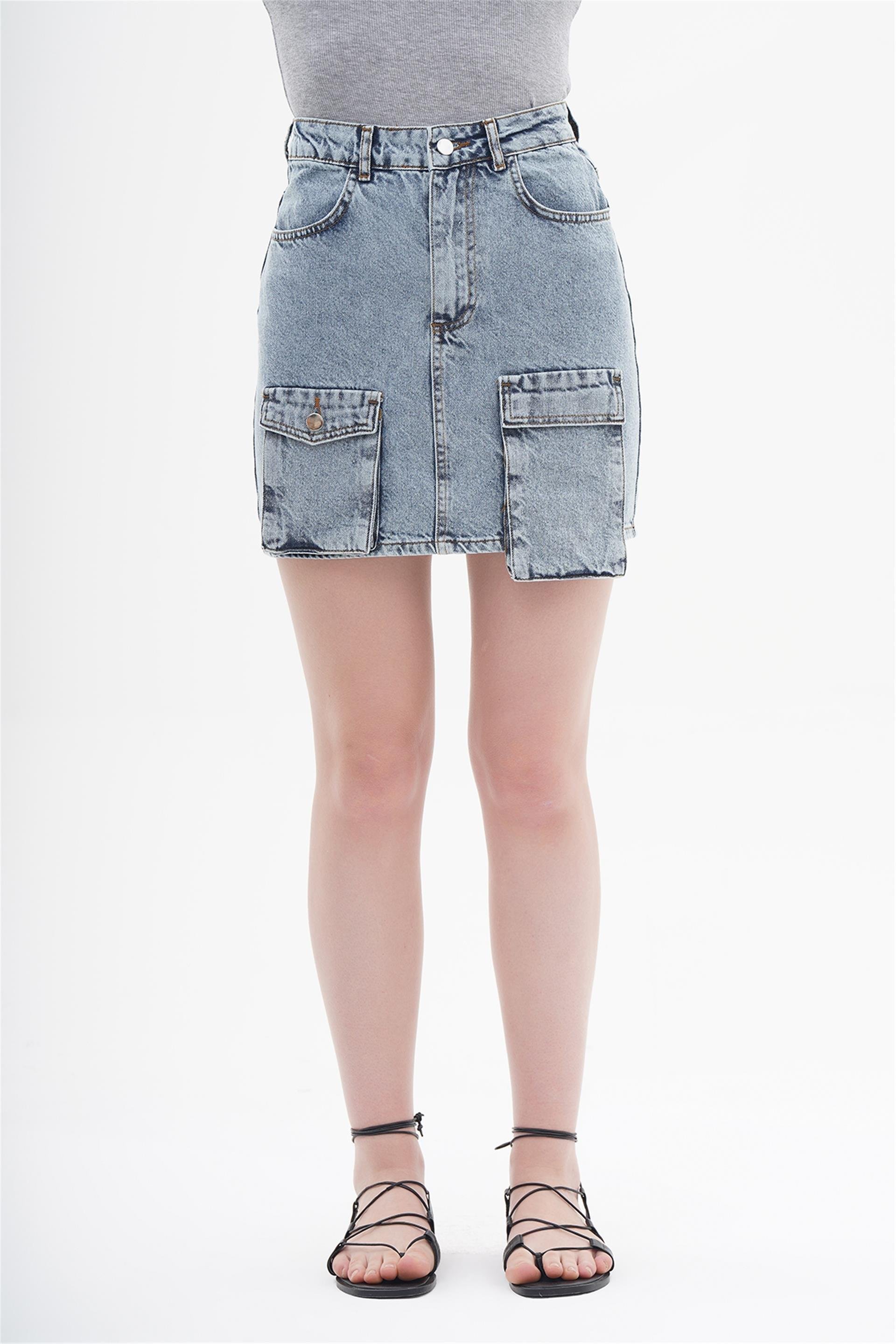 040826 AN-32 MINI DENIM SKIRT WITH BIG AND DROPPED PATCH POCKET