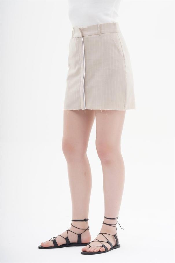 040839 STRIPED MINI SKIRT WITH CUT EDGES