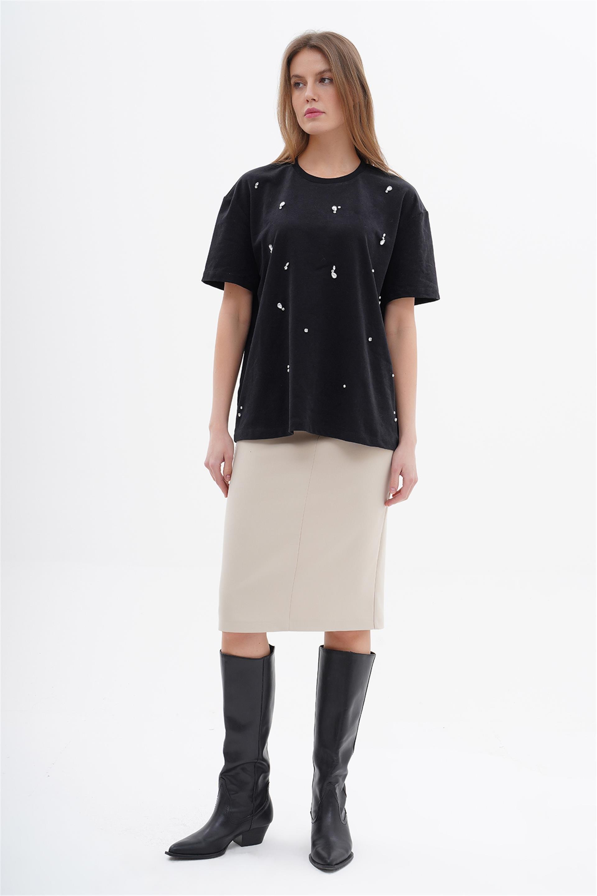 050554 OVERSIZED SHORT SLEEVE T-SHIRT WITH RHINSTONES
