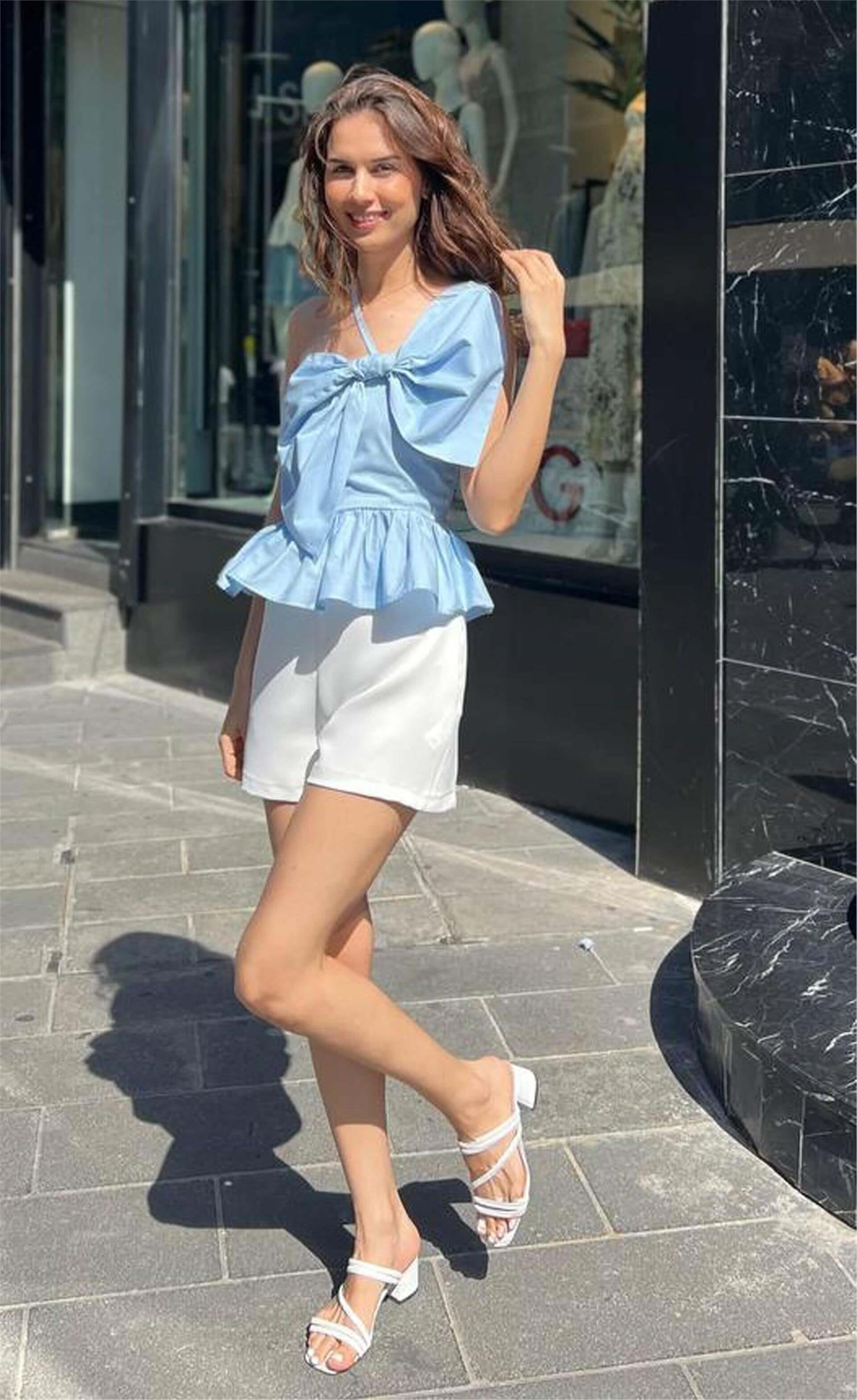 060172 BOW DETAIL STRAPPED BLOUSE