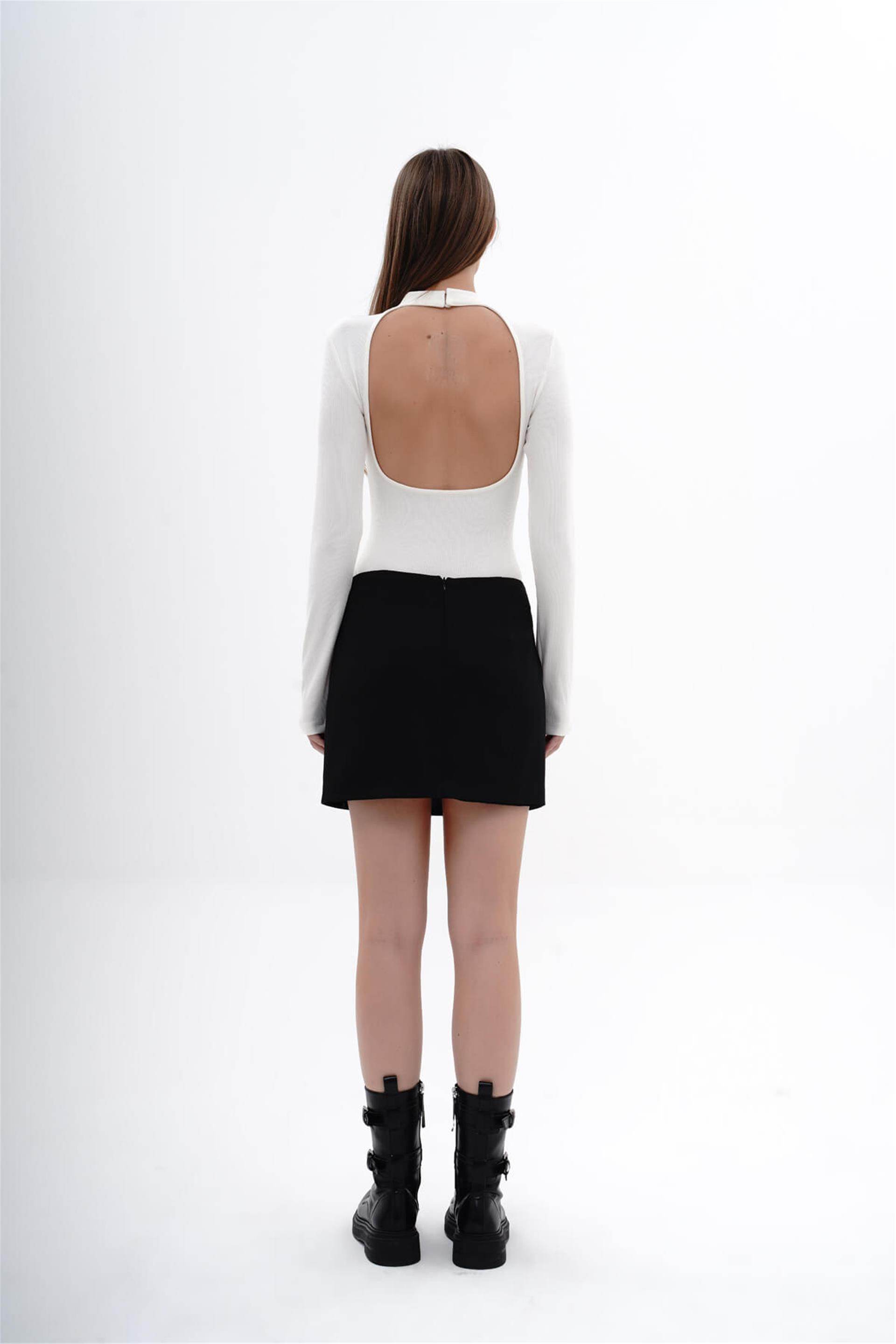 071501 LONG SLEEVE RIB BODY WITH BACK DECOLLETE
