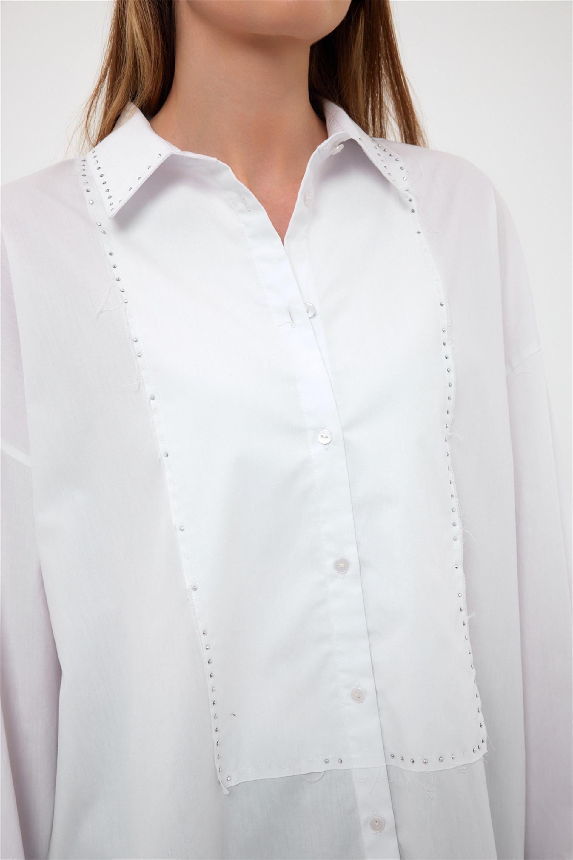 080509 OVERSIZED SHIRT WITH STUDS
