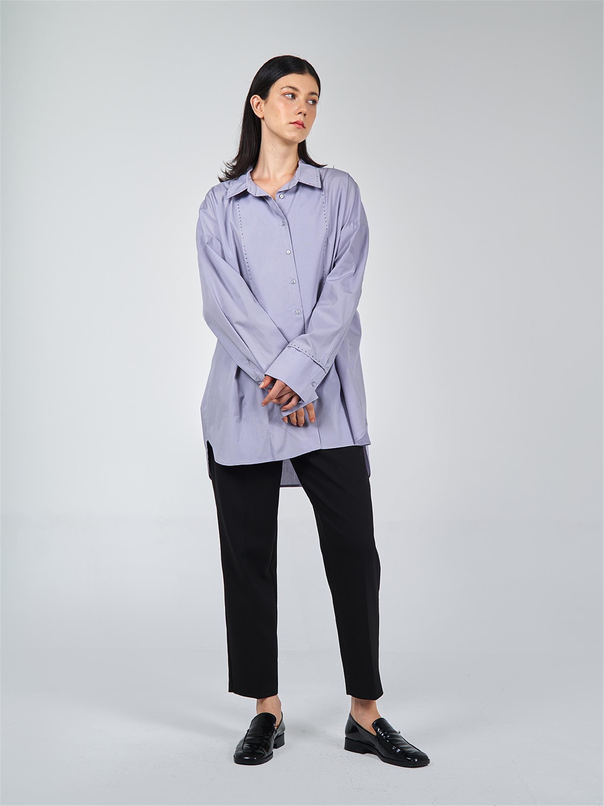 080509 OVERSIZED SHIRT WITH STUDS