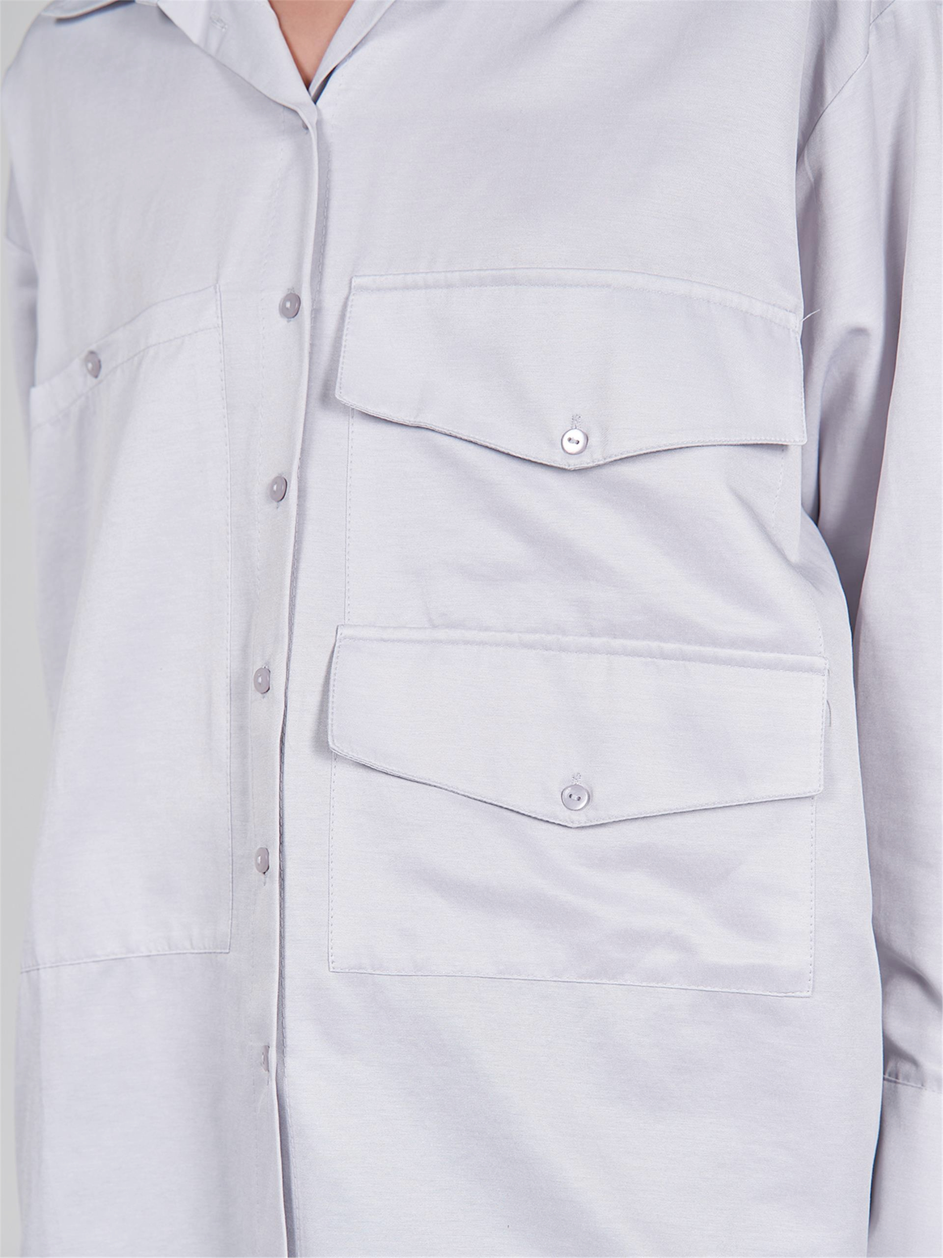 080523 OVERSIZED SHIRT WITH BIG DOUBLE POCKET DETAIL