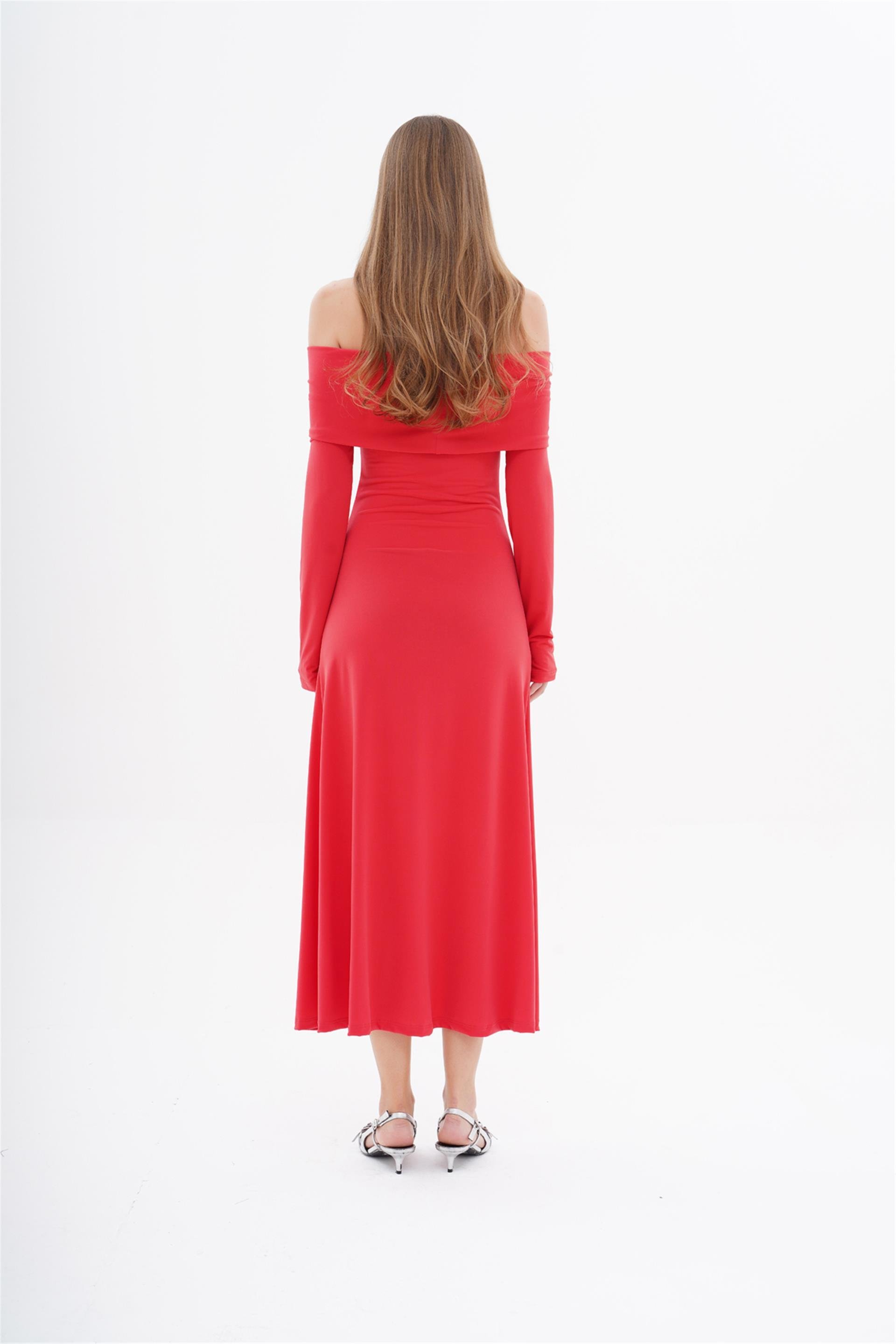 111239 RUFFLED LONG JERSEY DRESS WITH LONG SLEEVE AND DEEP SLIT
