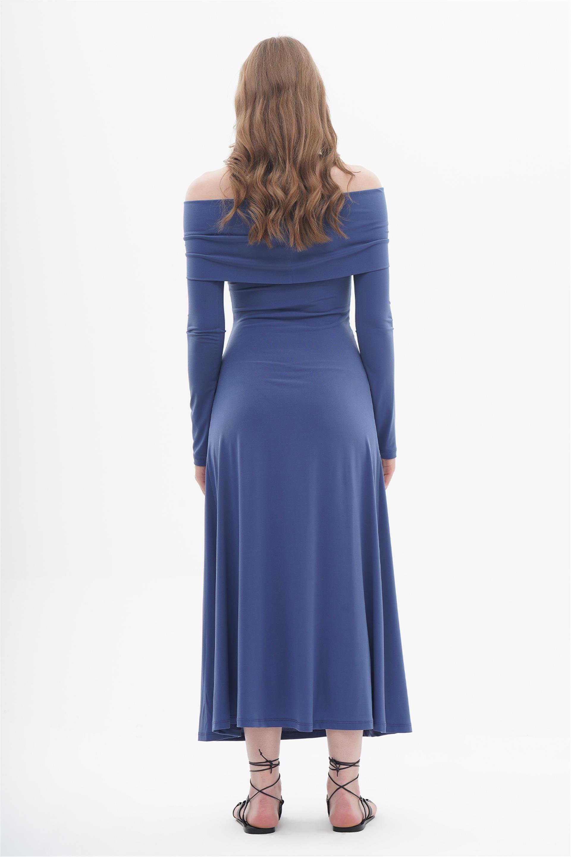 111239 RUFFLED LONG JERSEY DRESS WITH LONG SLEEVE AND DEEP SLIT