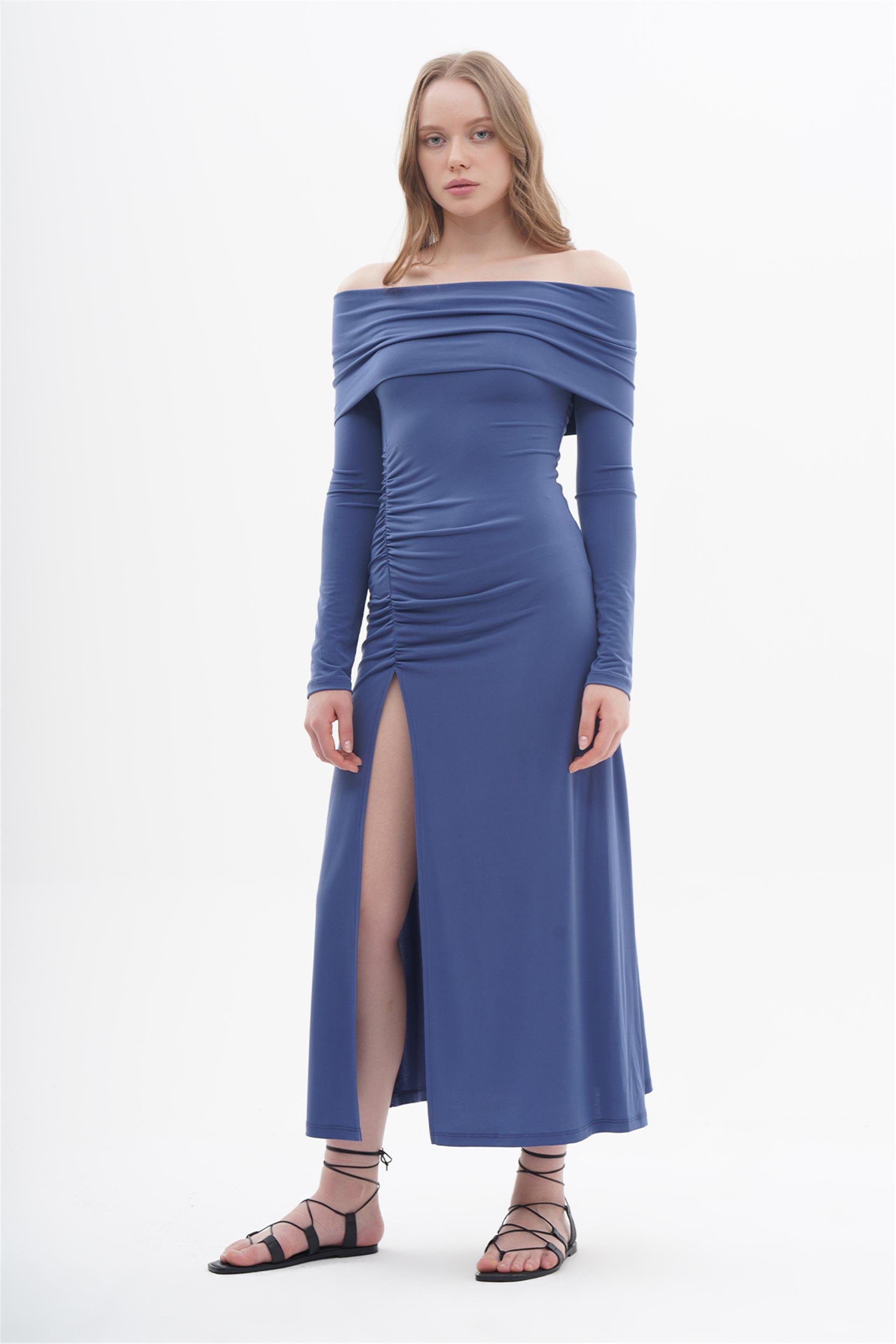 111239 RUFFLED LONG JERSEY DRESS WITH LONG SLEEVE AND DEEP SLIT