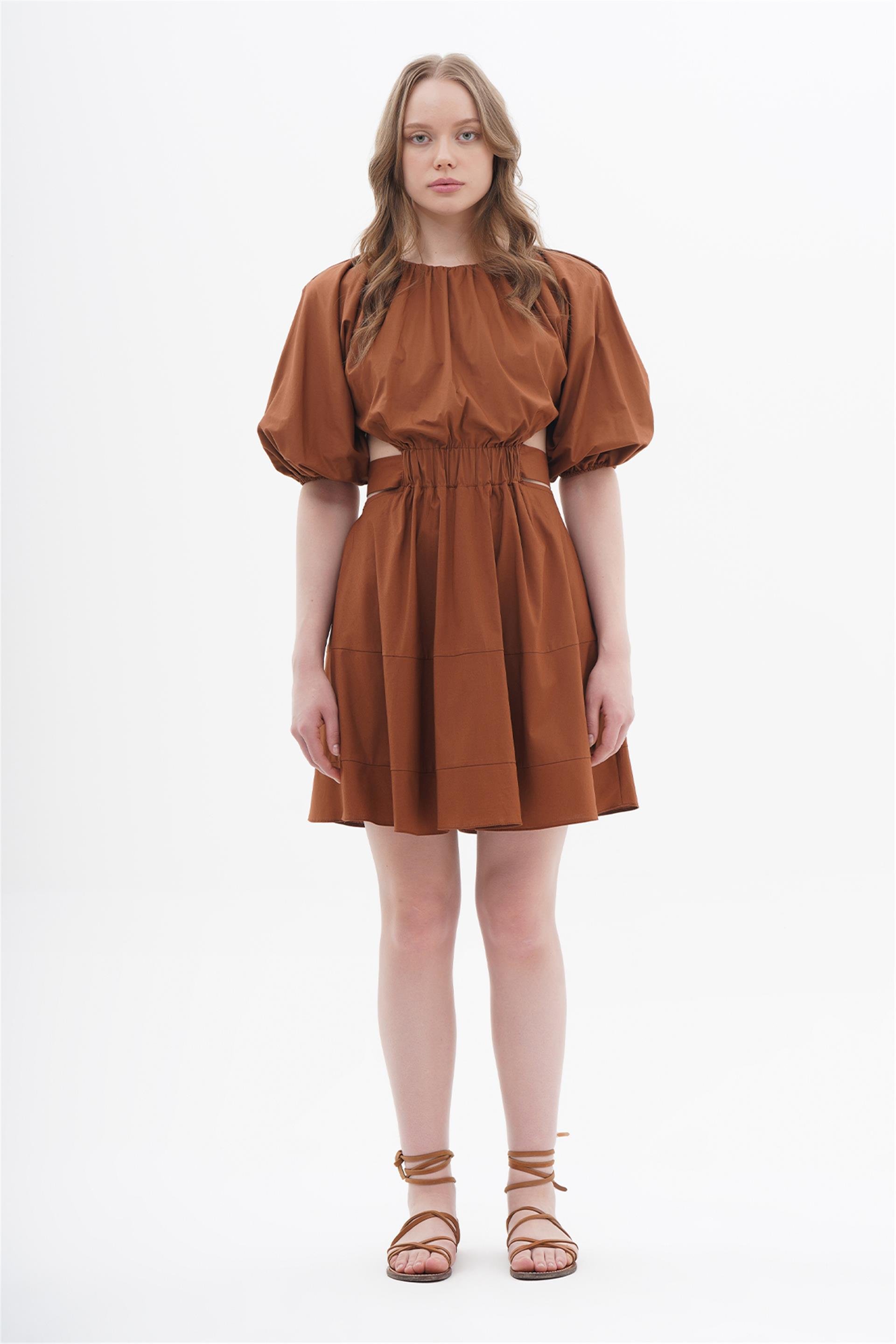 111250 SHIRT DRESS WITH ELASTIC WAISTBAND AND CUT OUTS