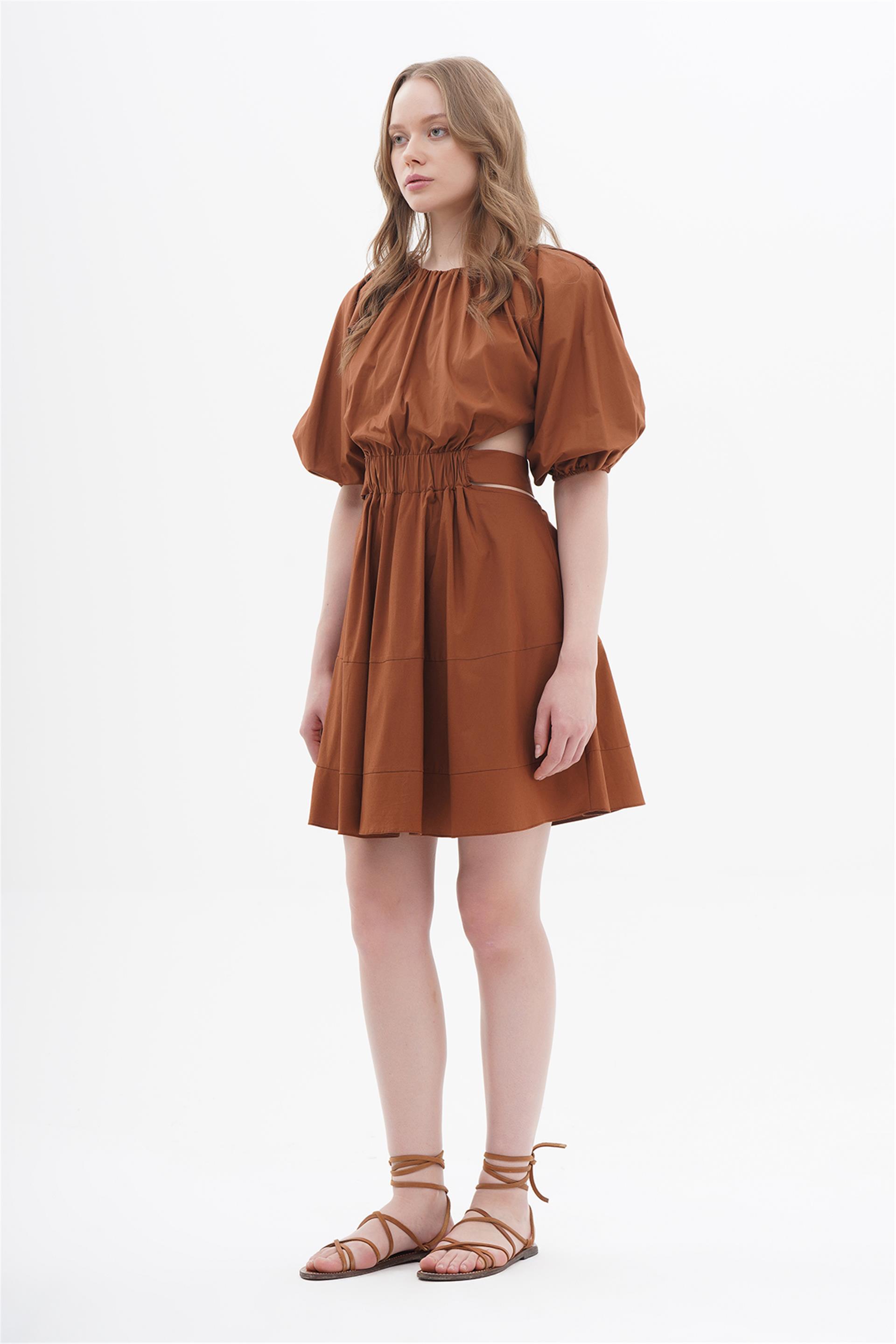 111250 SHIRT DRESS WITH ELASTIC WAISTBAND AND CUT OUTS