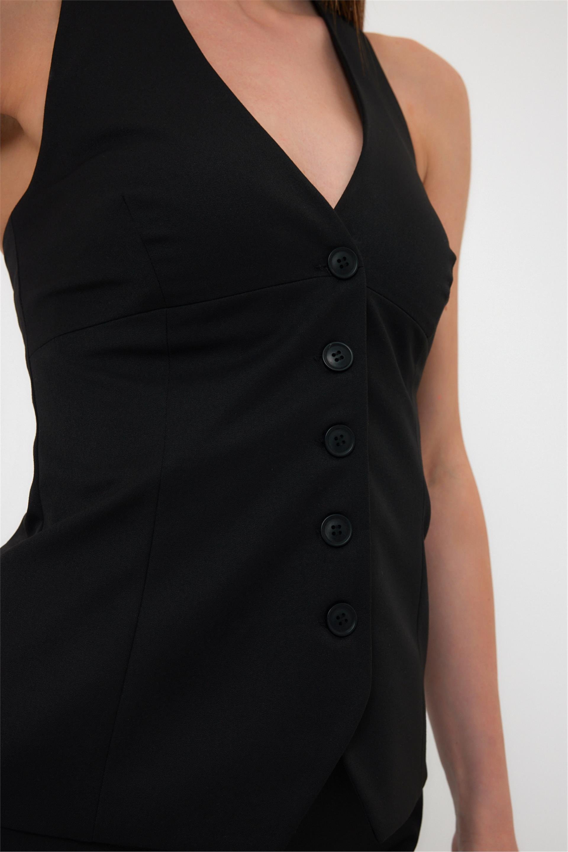 120507 BUTTON UP NECKHOLDER VEST