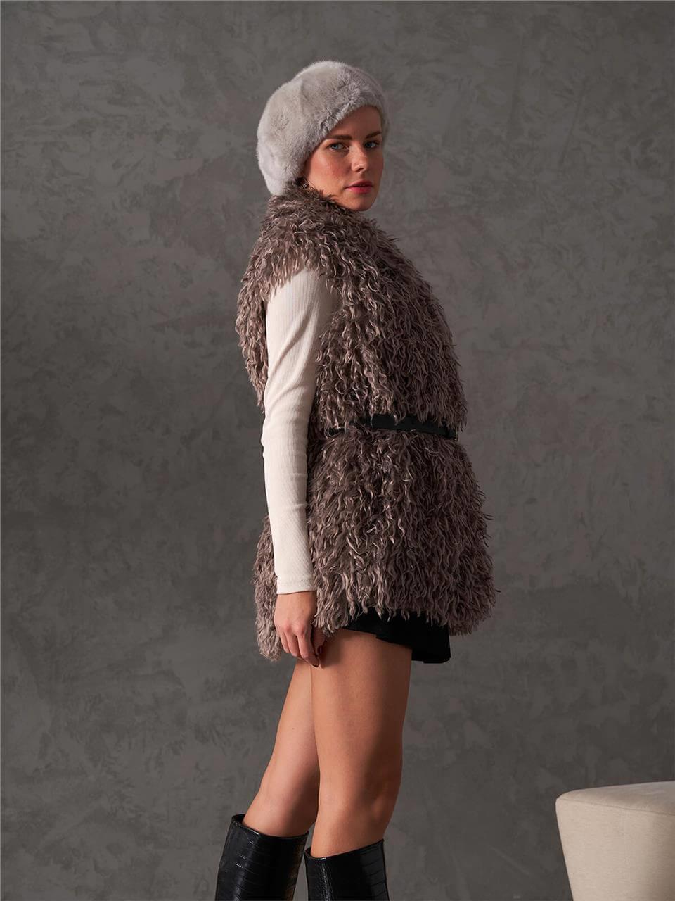 120553 Kolsuz Kürk Yelek