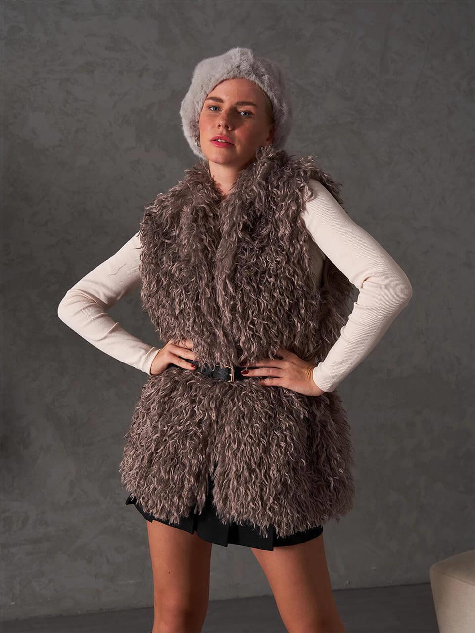 120553 Kolsuz Kürk Yelek