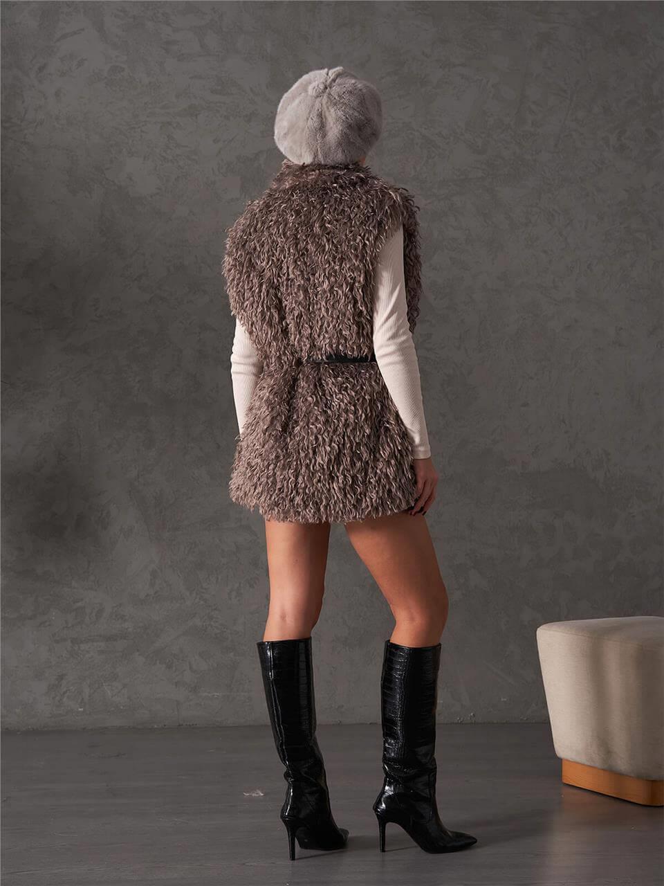 120553 Kolsuz Kürk Yelek