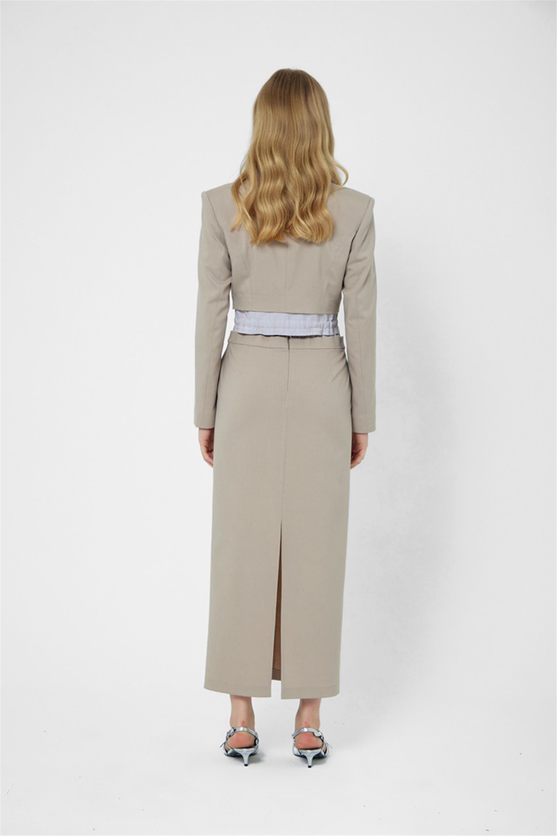 130760 CROP JACKET WITH BOXER SHORTS WAISTBAND DETAIL