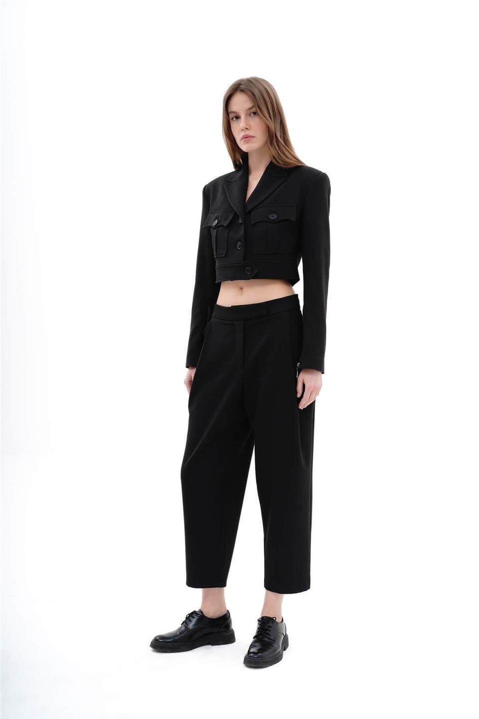 130801 CROP JACKET WITH PATCH POCKETS