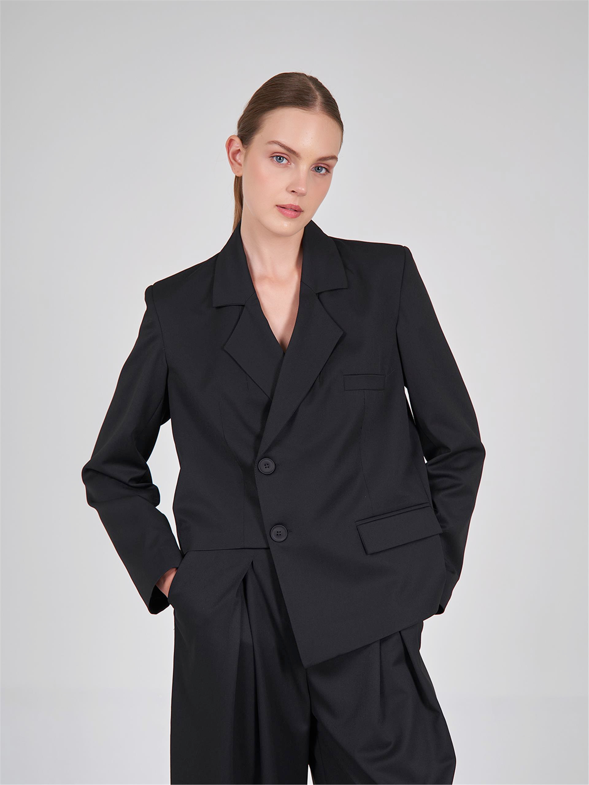 130802 BLAZER WITH ASYMMETRICAL FRONT CLOSING