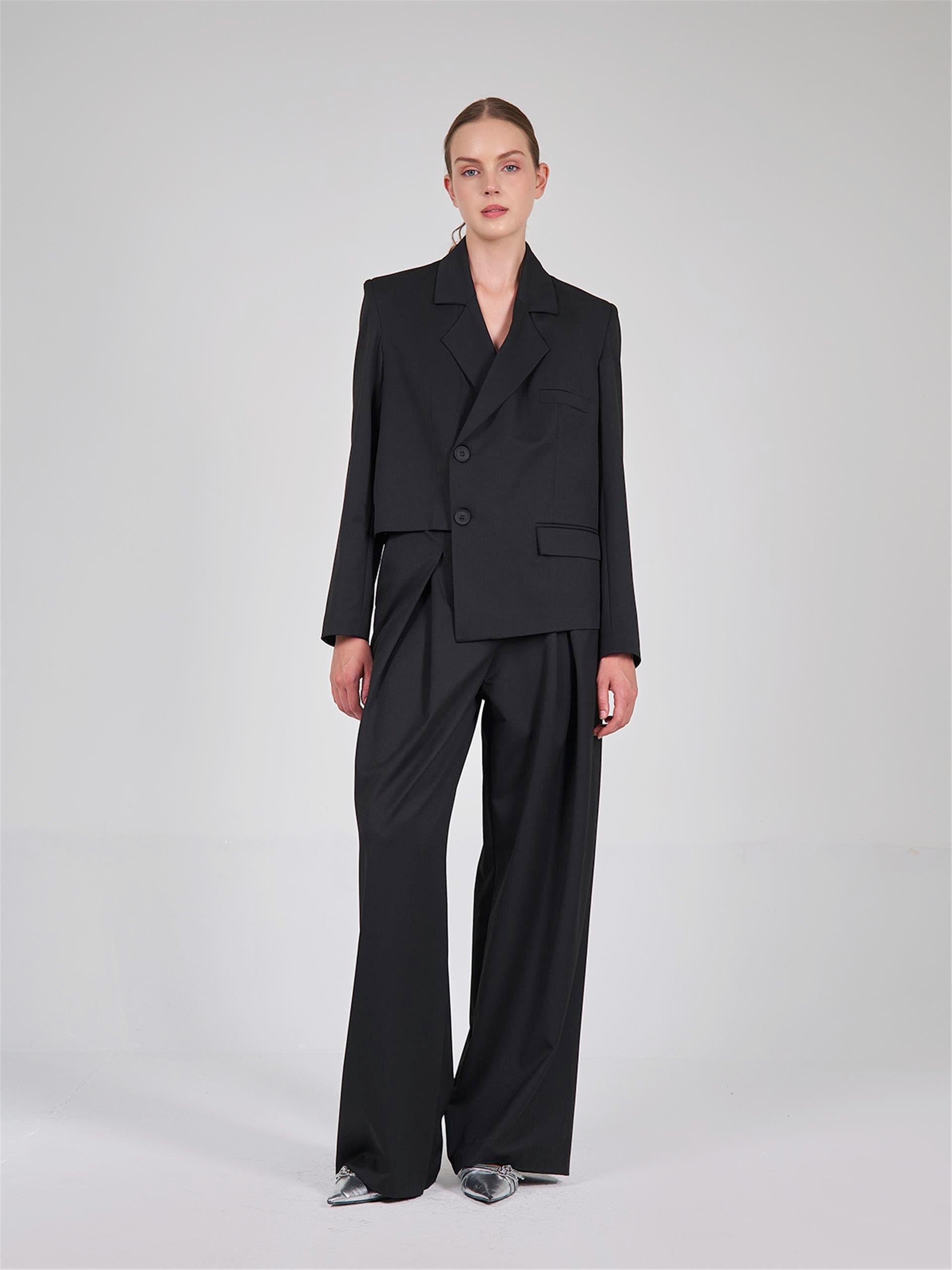 130802 BLAZER WITH ASYMMETRICAL FRONT CLOSING