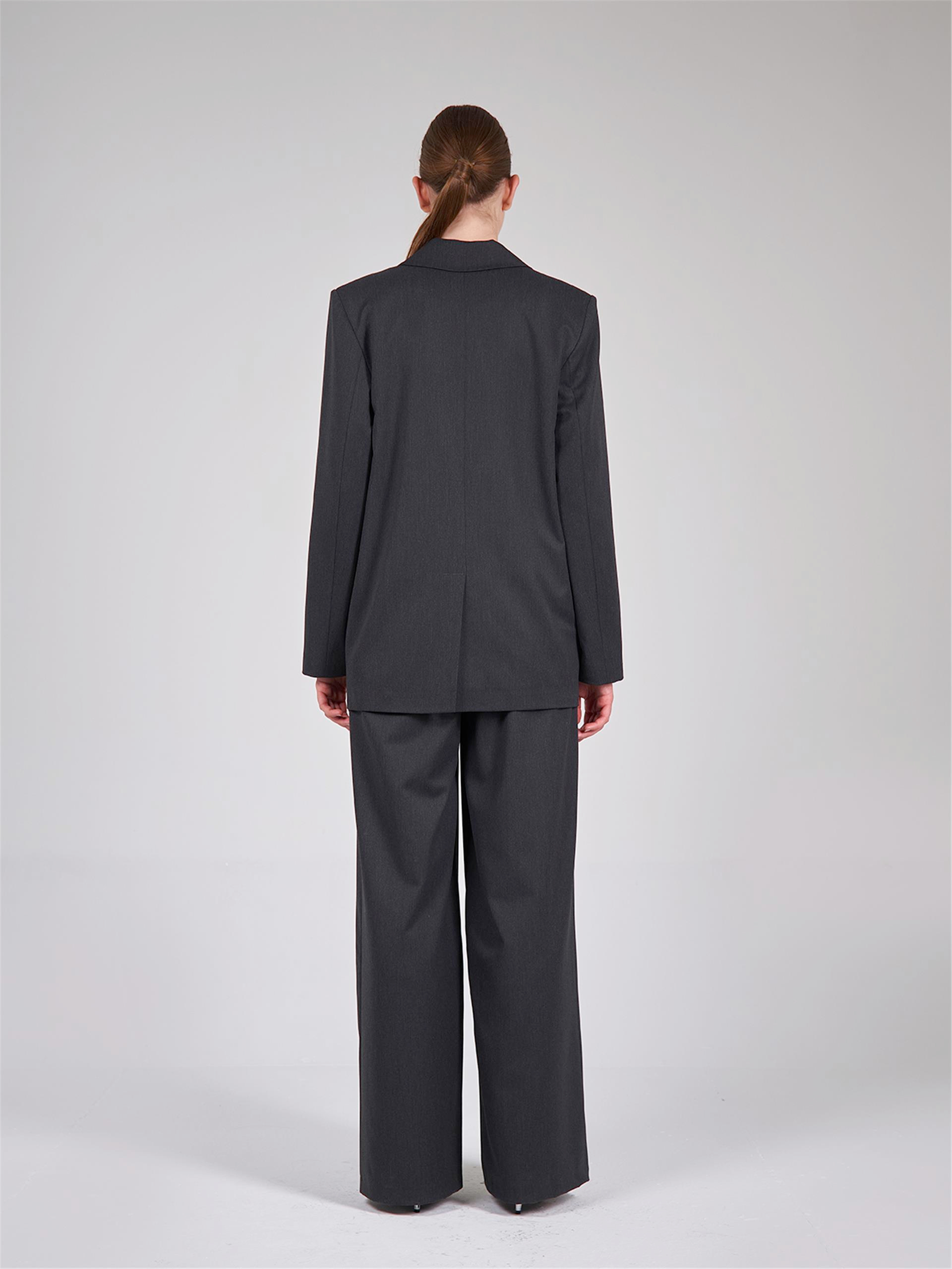 130803 LONG BLAZER WITH SEAM DETAIL