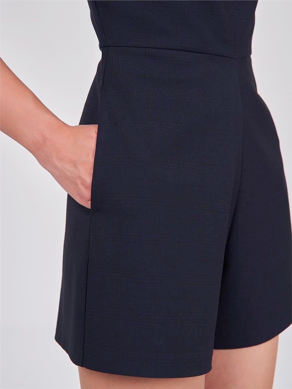 180478 SLEEVELESS SHORT JUMPSUIT