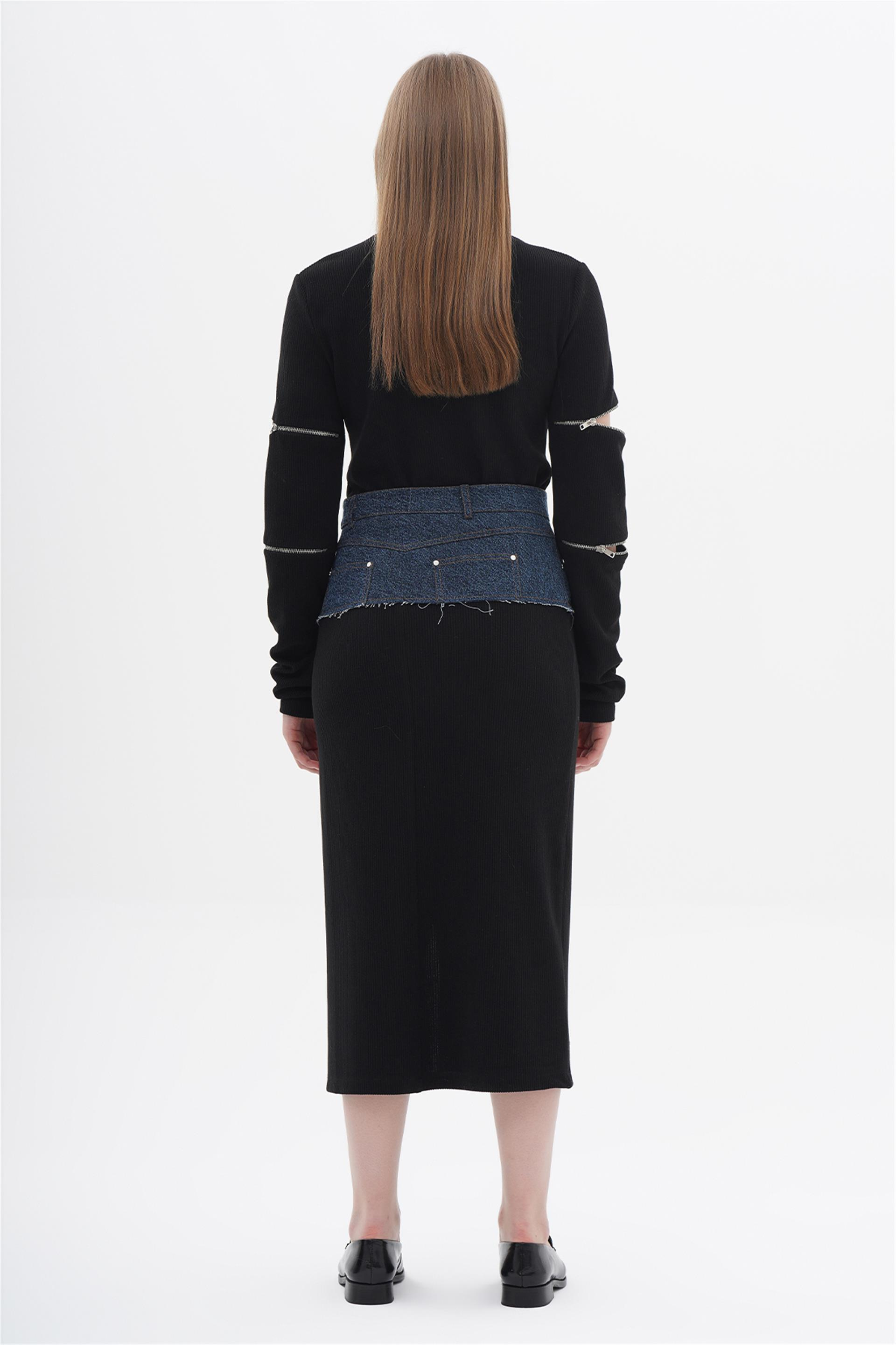 190691 HIGH NECK JERSEY SWEATER WITH ZIPPER DETAILED ARMS