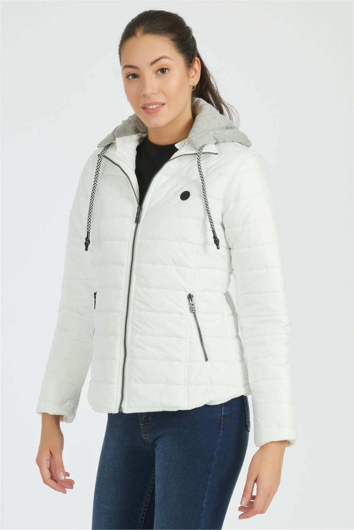 Wholesale White Jersey Lined Detachable Hood Puffer Vest 3584B