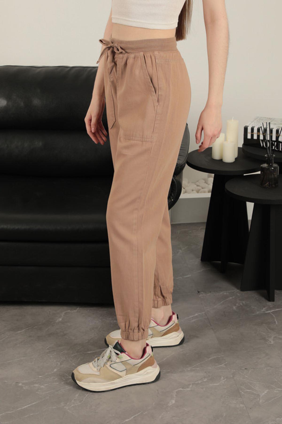 Elastic Leg Women's Trousers-Camel
