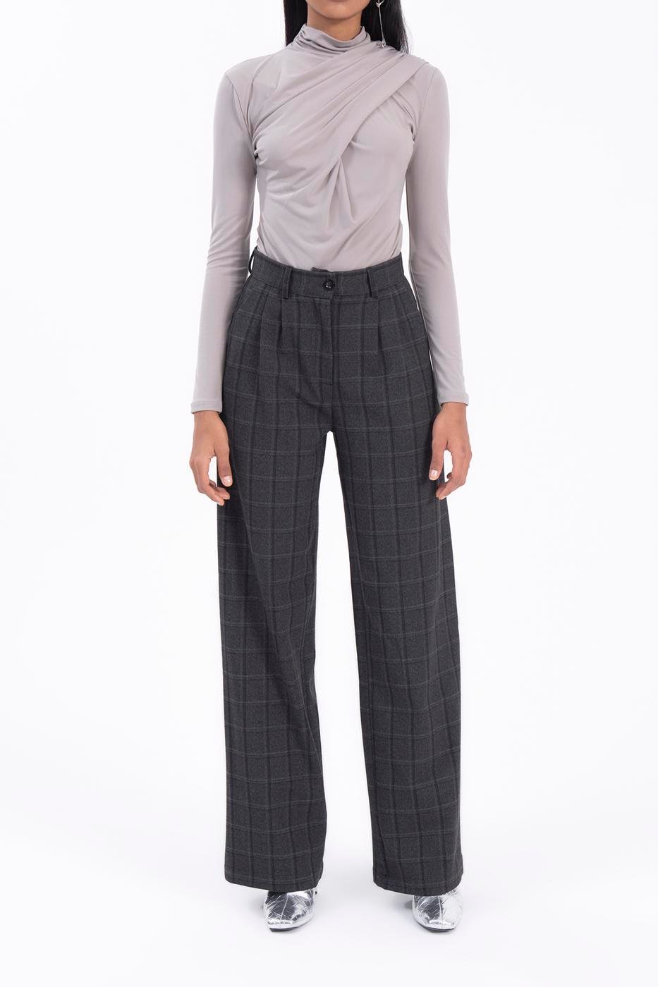 High rise trousers