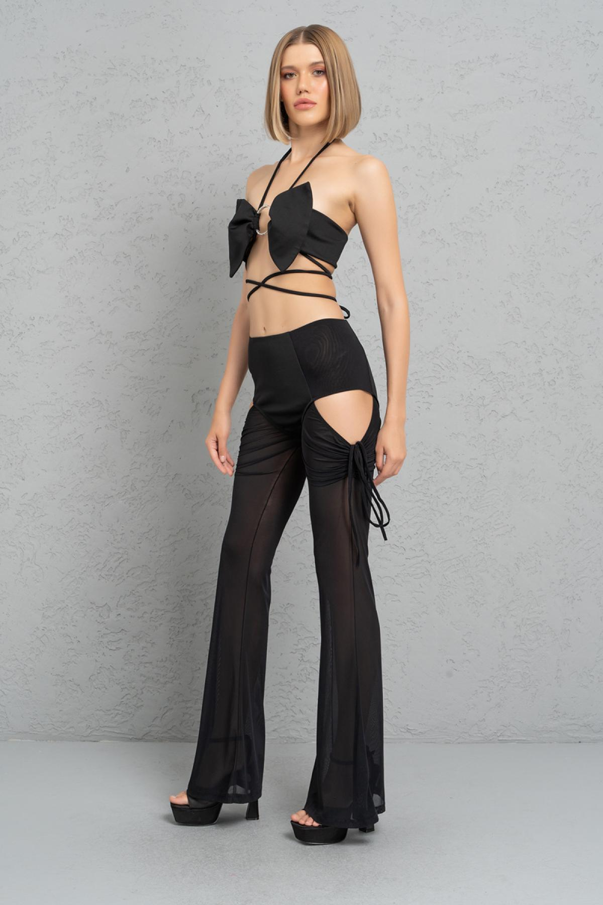 Women wholesale black strappy crop cami & cut out pants 689268