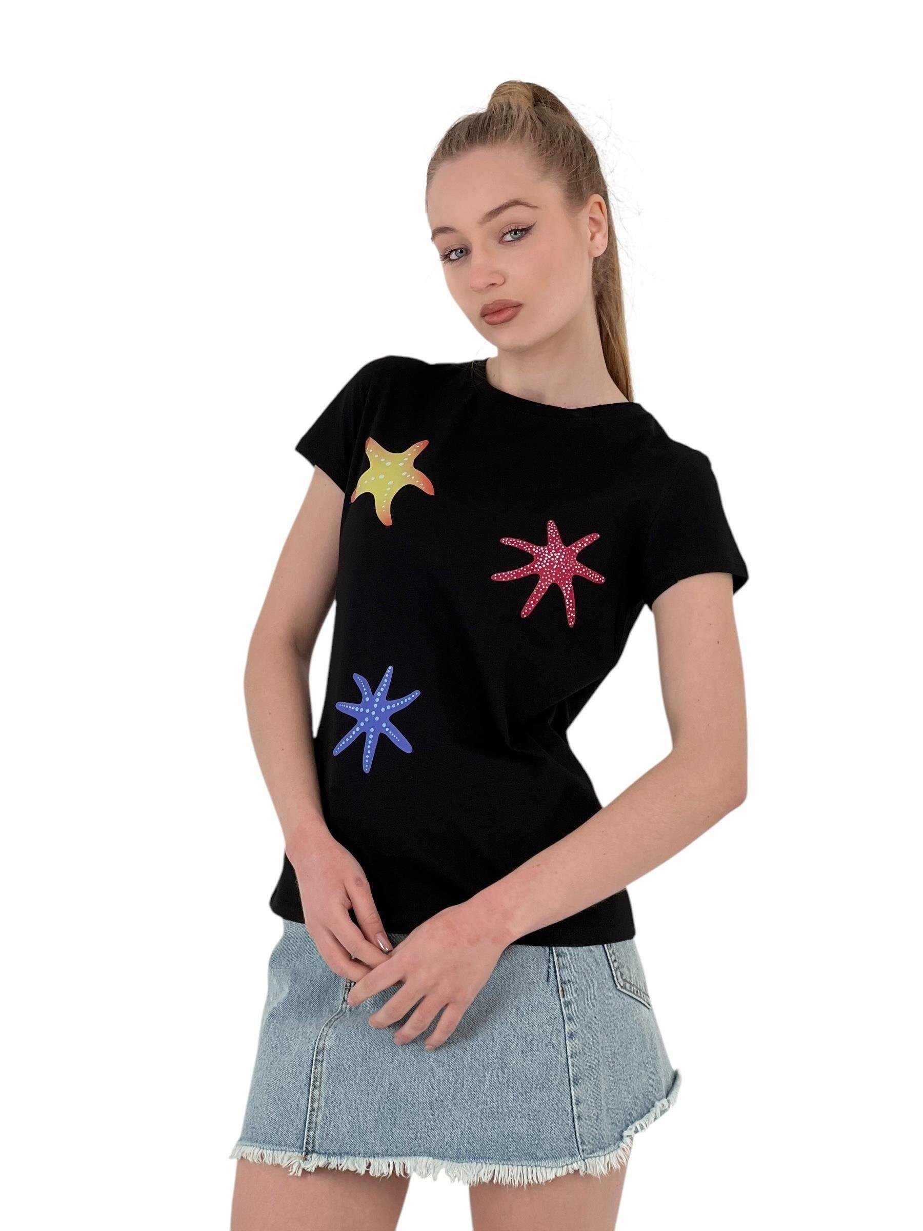 Kadın Yıldız Baskılı Kısa Kollu Yazlık Siyah Tişört