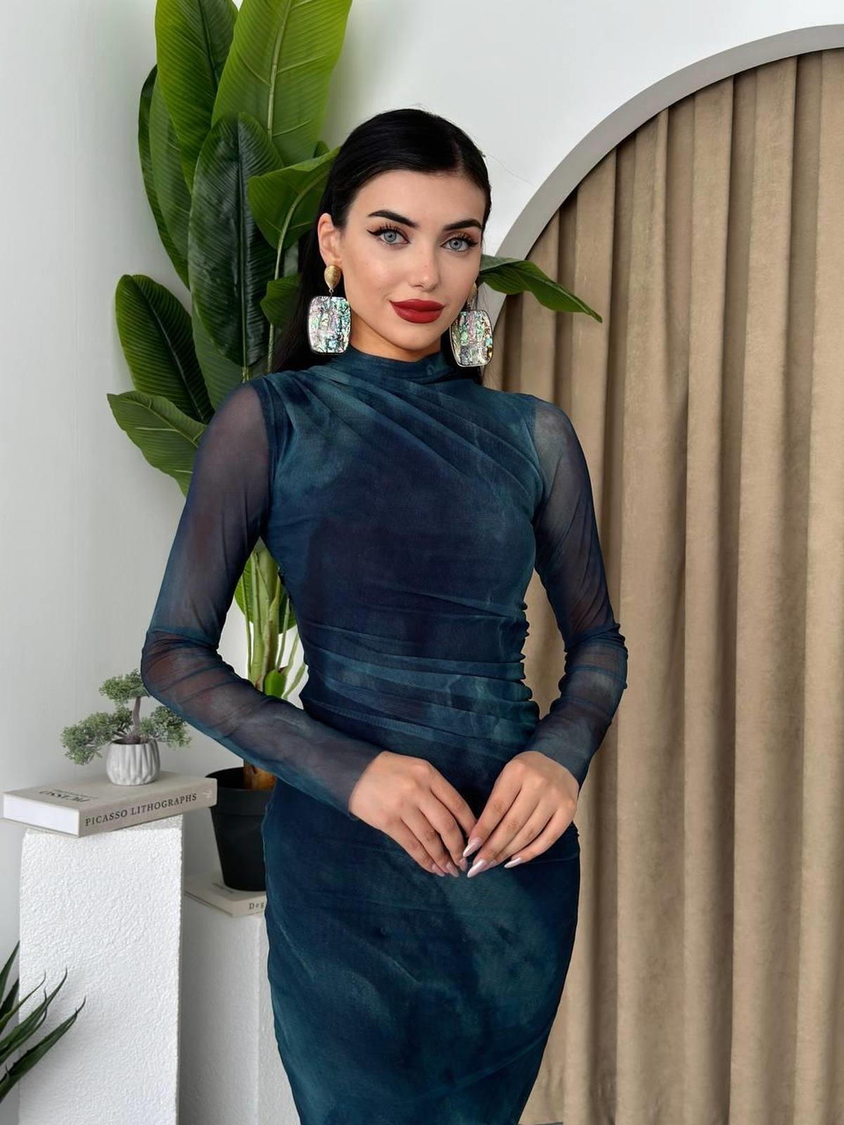 Lizz Midi Dress
