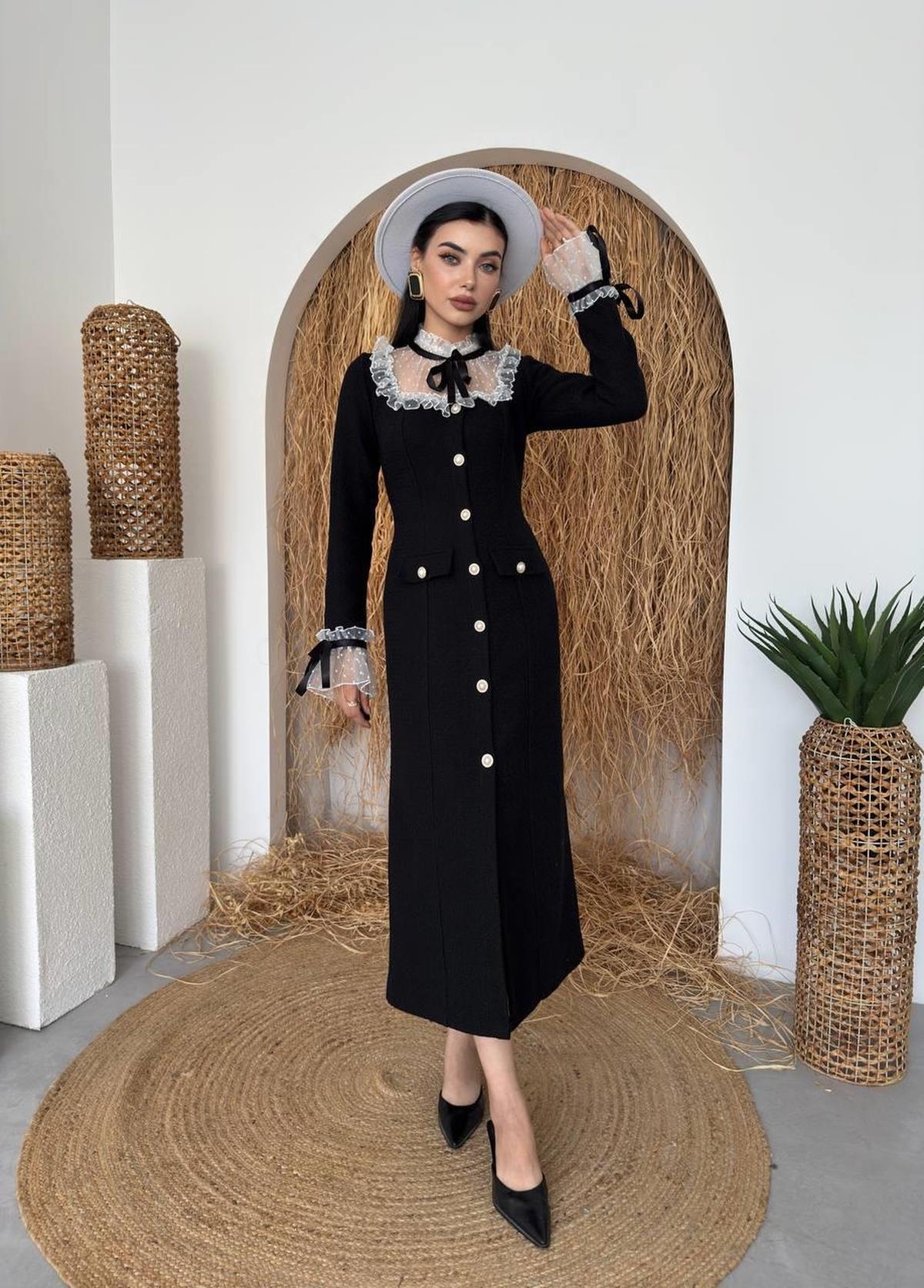 Stro Lace Detailed Dress