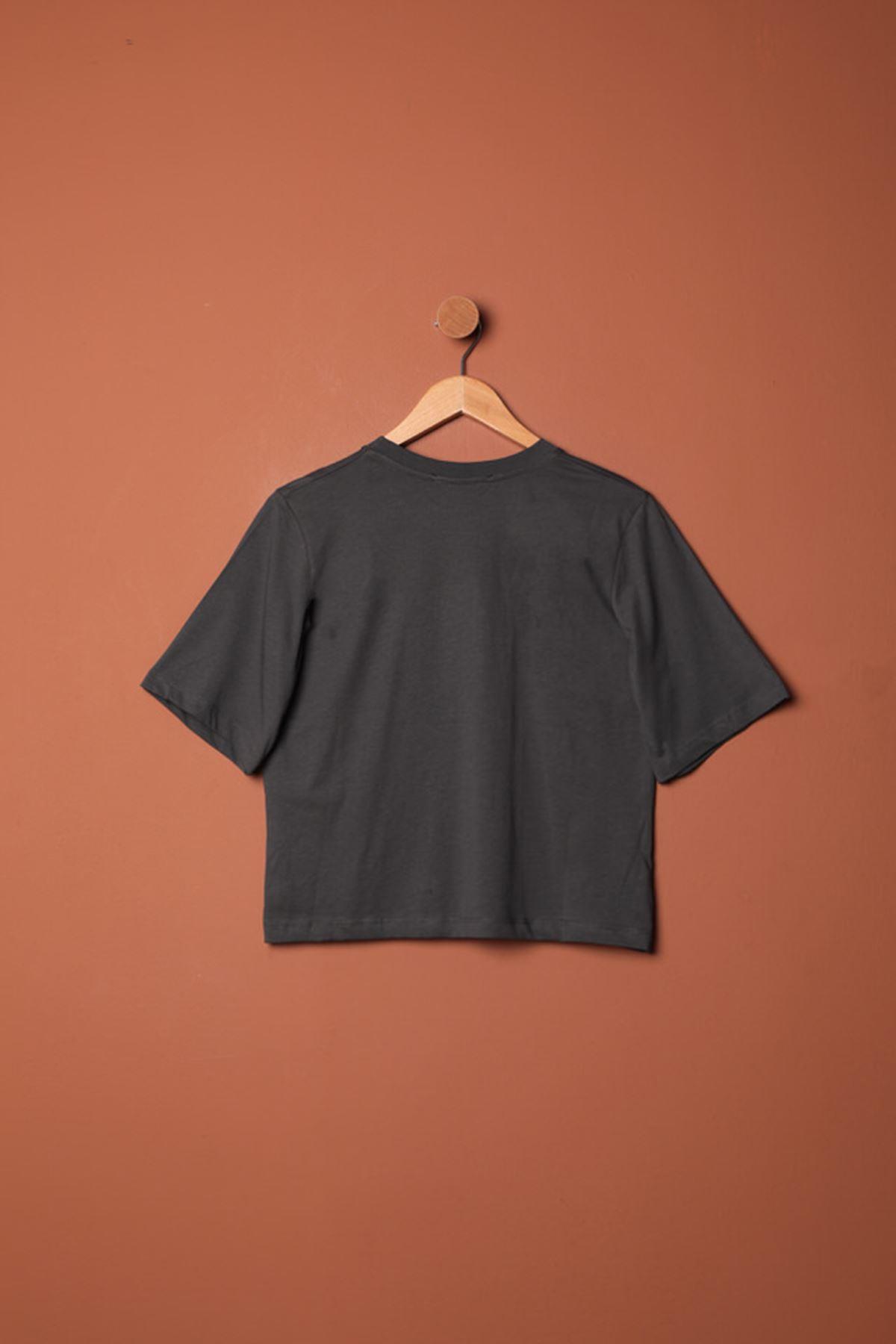 Süprem Kumaş Taş Detaylı Kadın Tişört-Antrasit