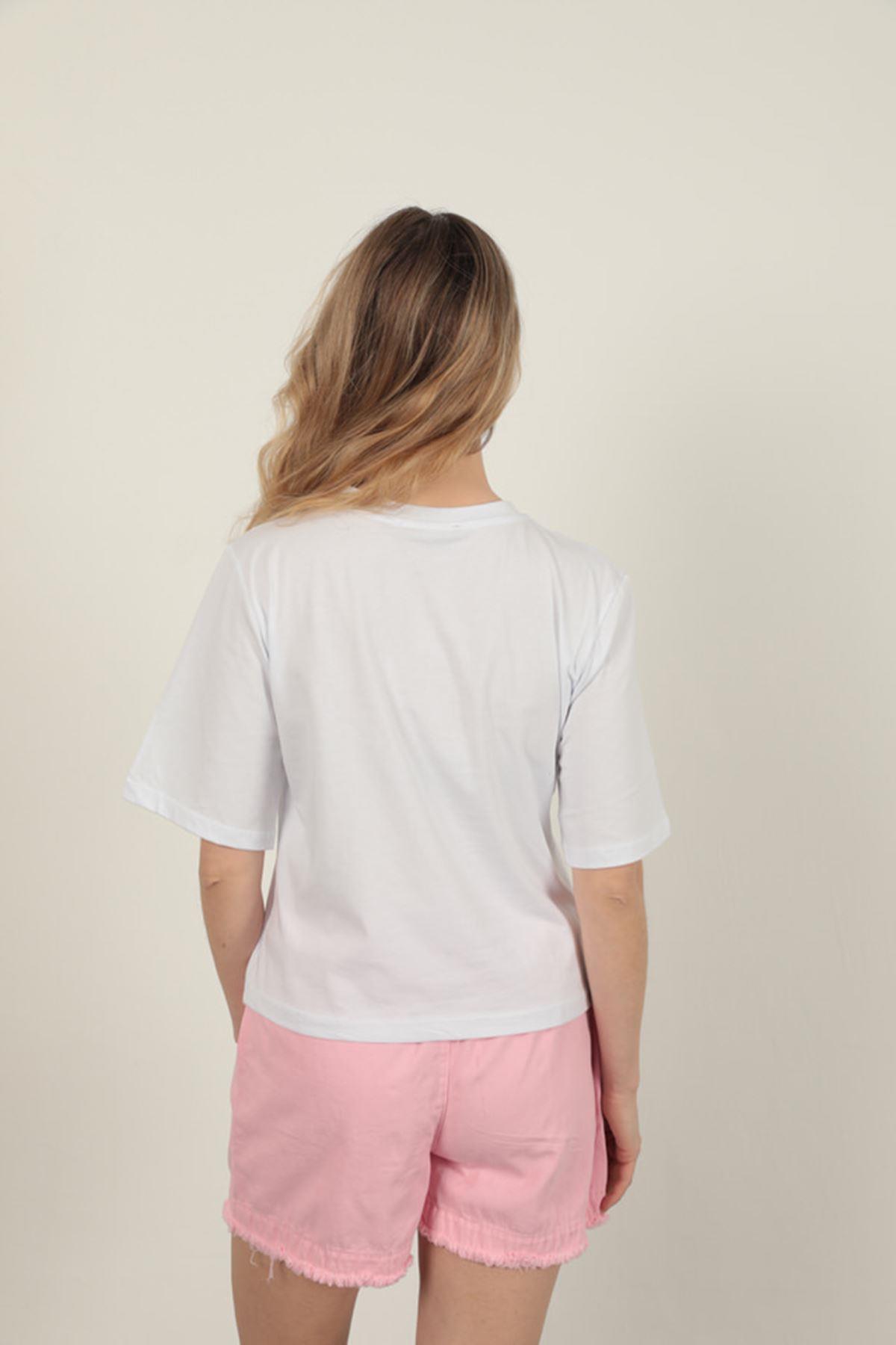 Süprem Kumaş Taş Detaylı Kadın Tişört-Beyaz