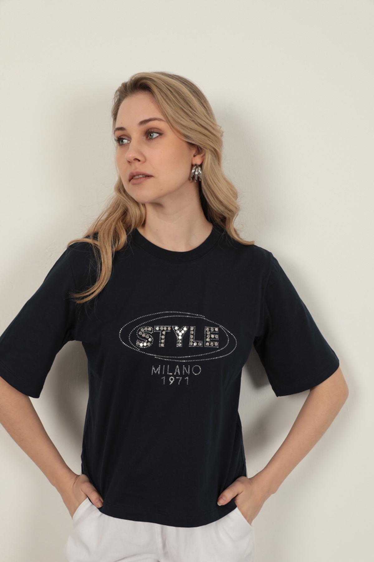 Süprem Kumaş Taş Detaylı Kadın Tişört-Lacivert