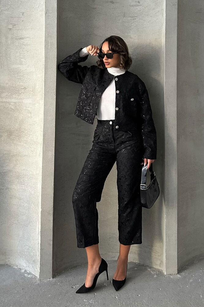 Topshow Siyah Siyah Süzene Nakış Detaylı Toptan Pantolon