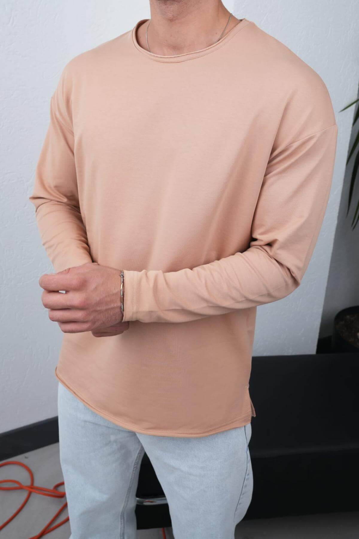 Wholesale Men Beige Crew-Neck Sweatshirt 738144