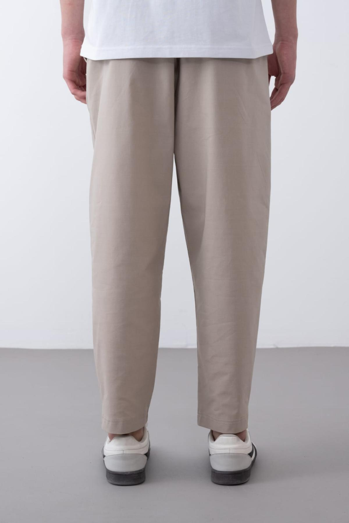 Wholesale Men Beige Pants 739048