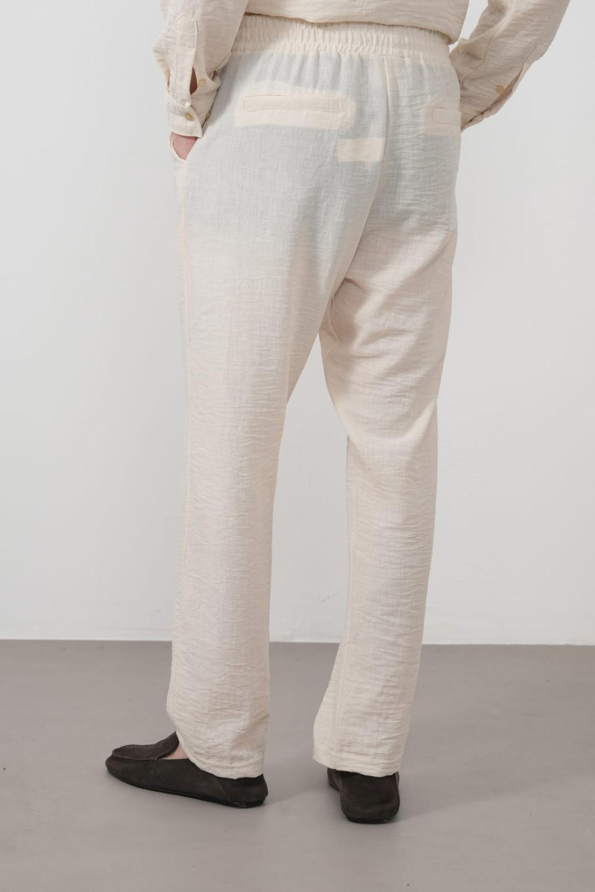 Wholesale Men Beige Pants 738709
